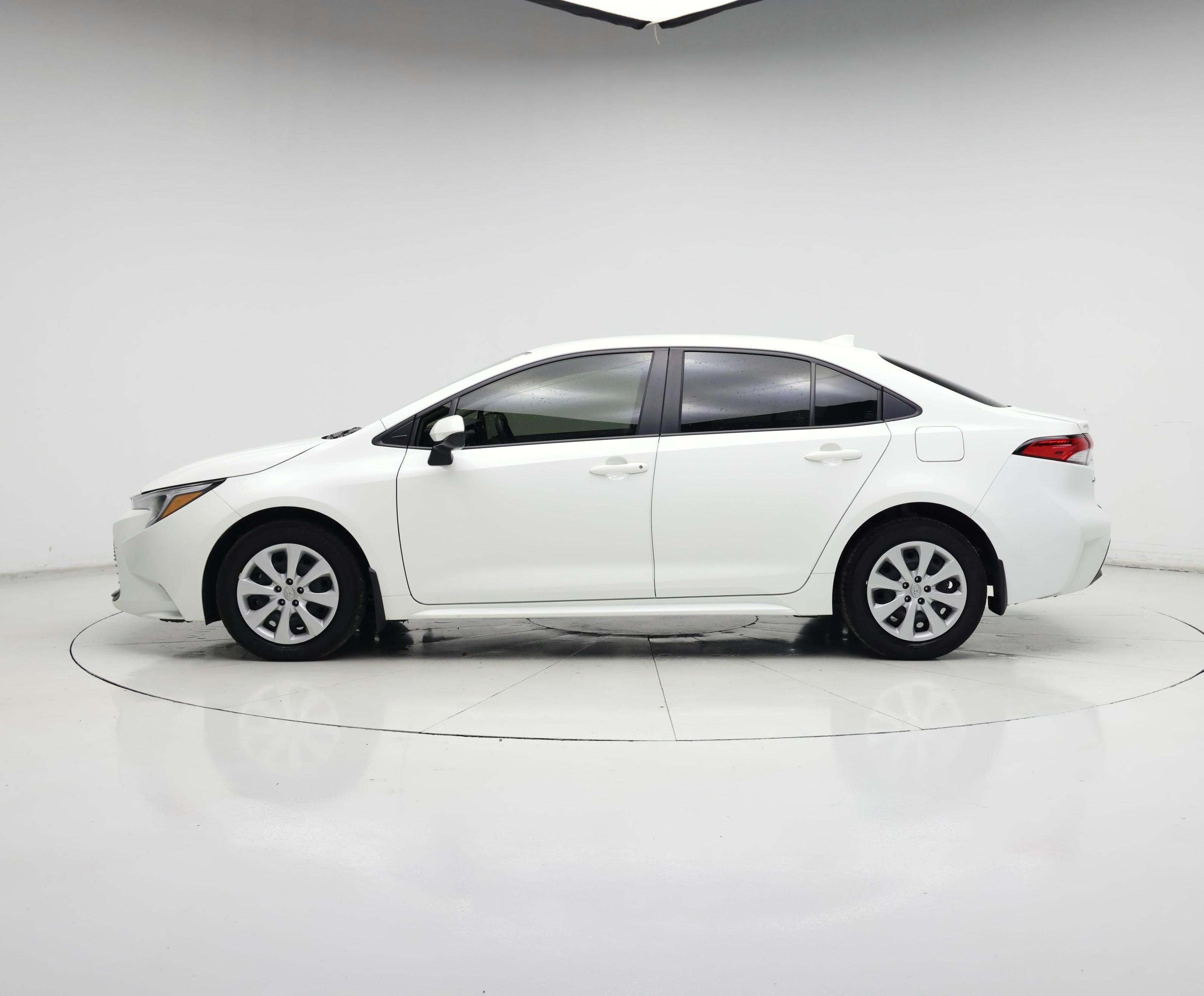 Thumbnail: 2023 Toyota Corolla - 3