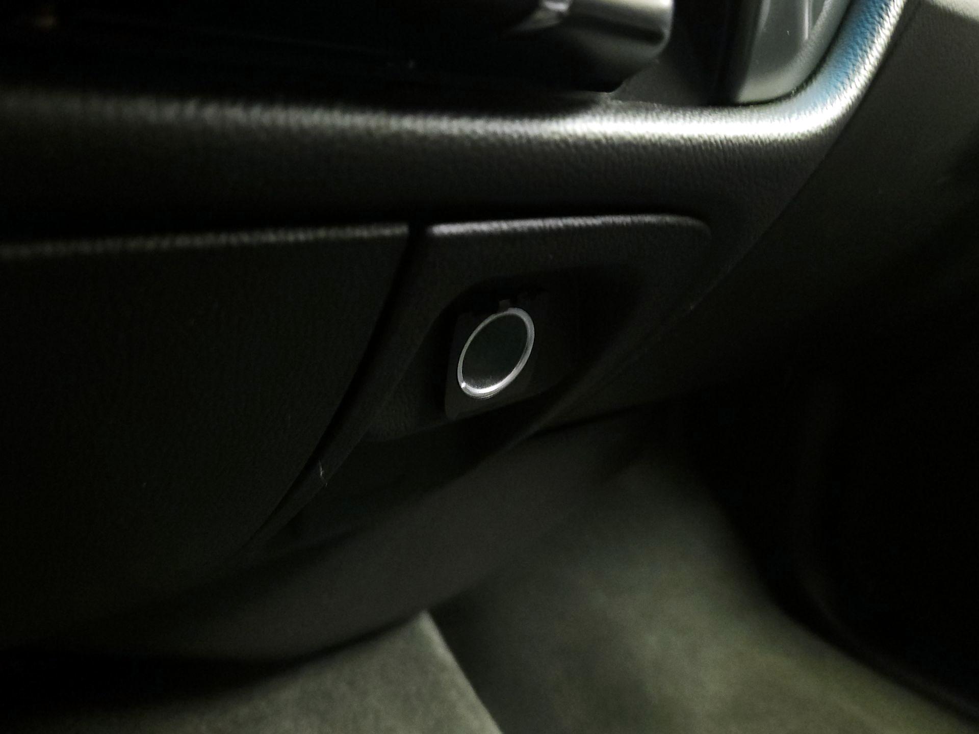 Thumbnail: 2015 Chevrolet Silverado 1500 - 18