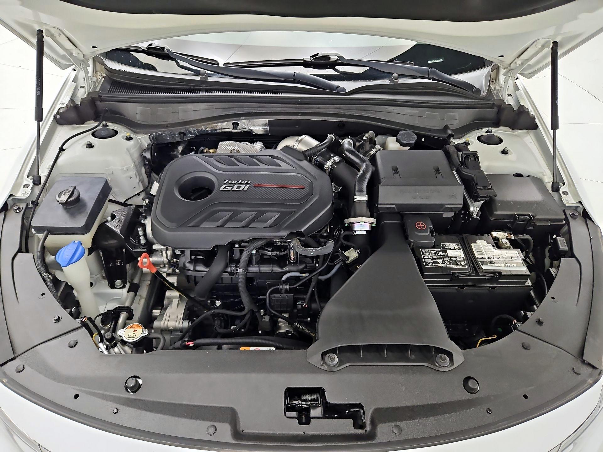 Thumbnail: 2018 Kia Optima - 19