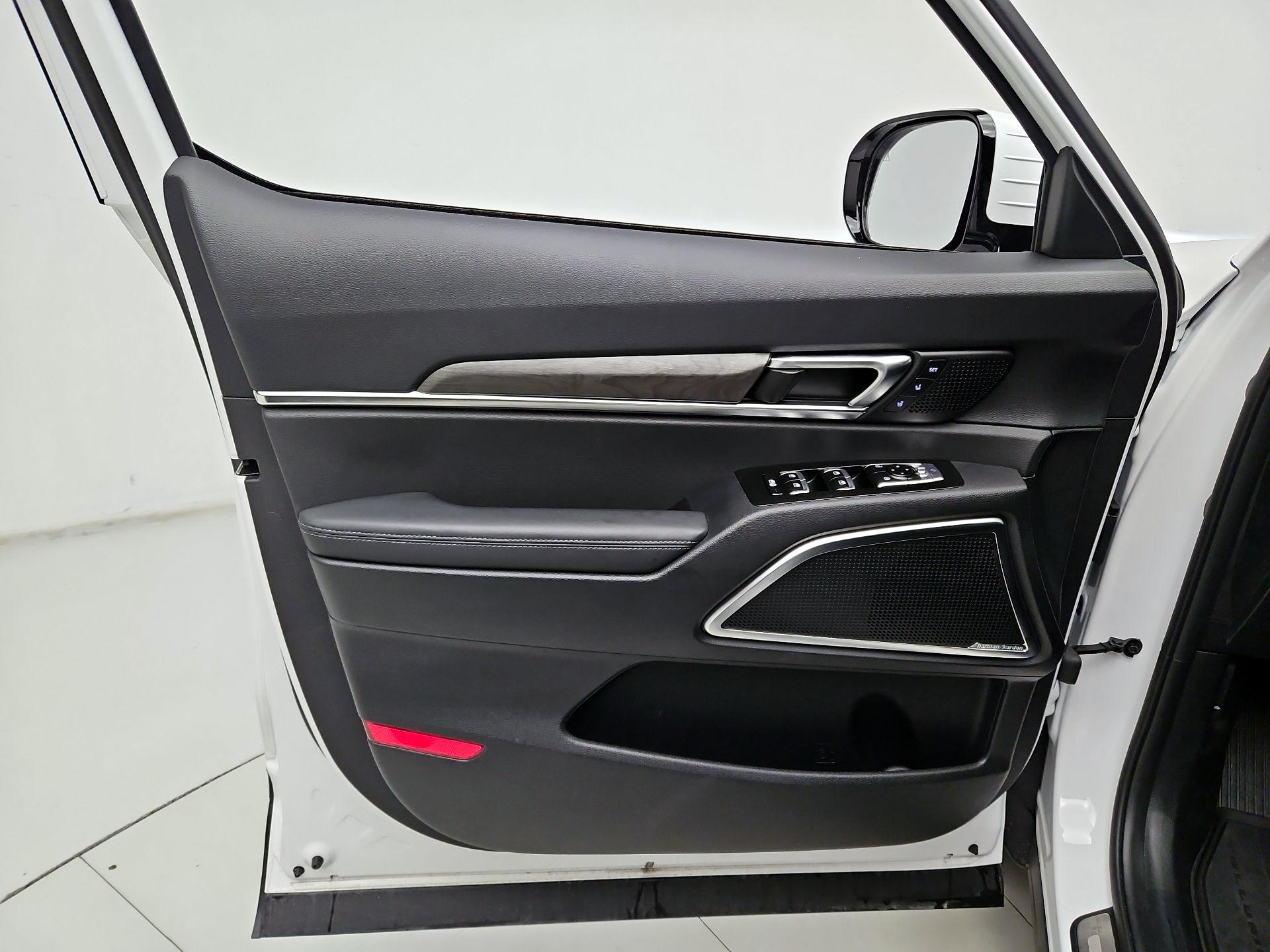 Thumbnail: 2025 Kia Telluride - 12