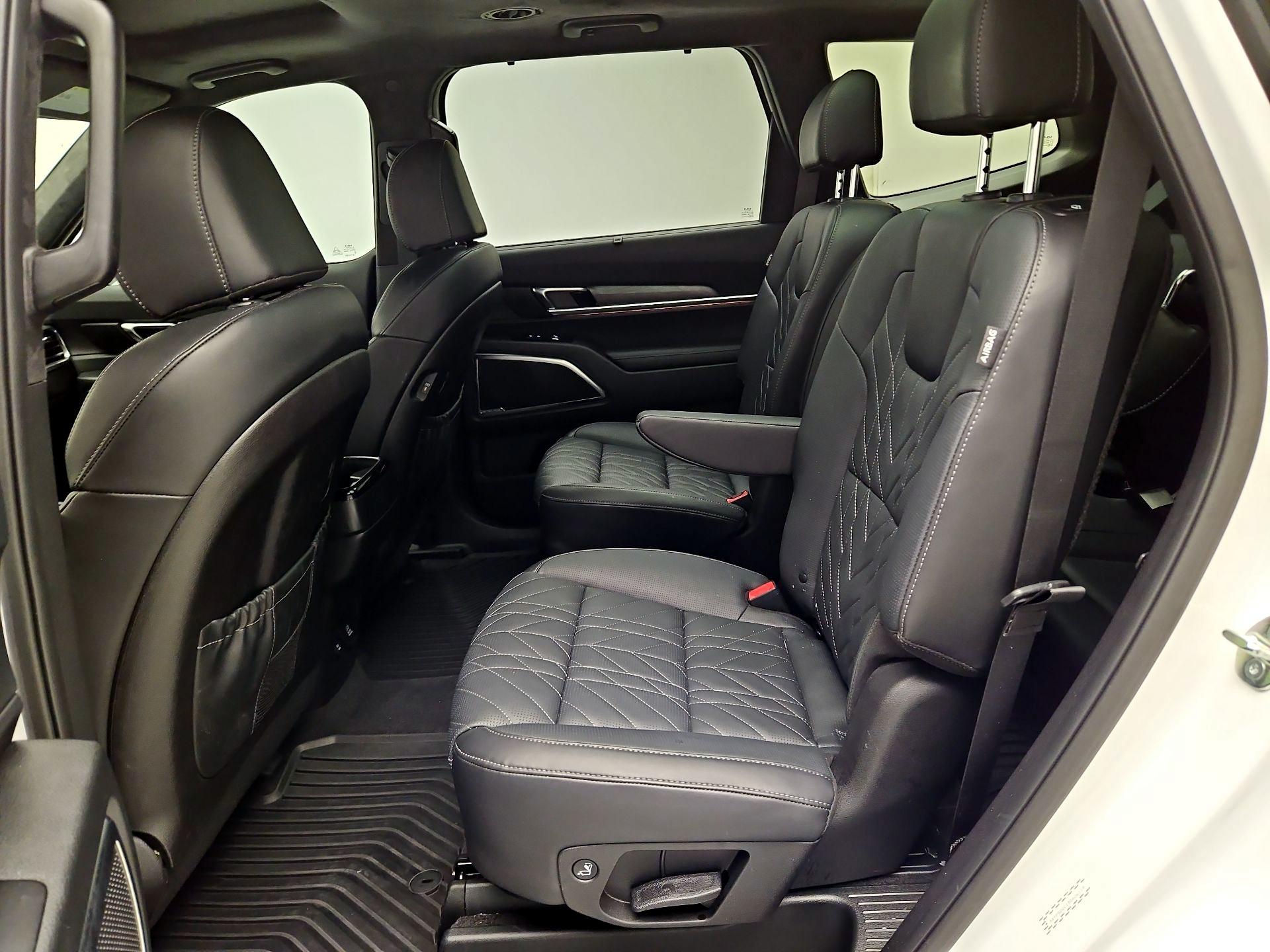 Thumbnail: 2025 Kia Telluride - 17