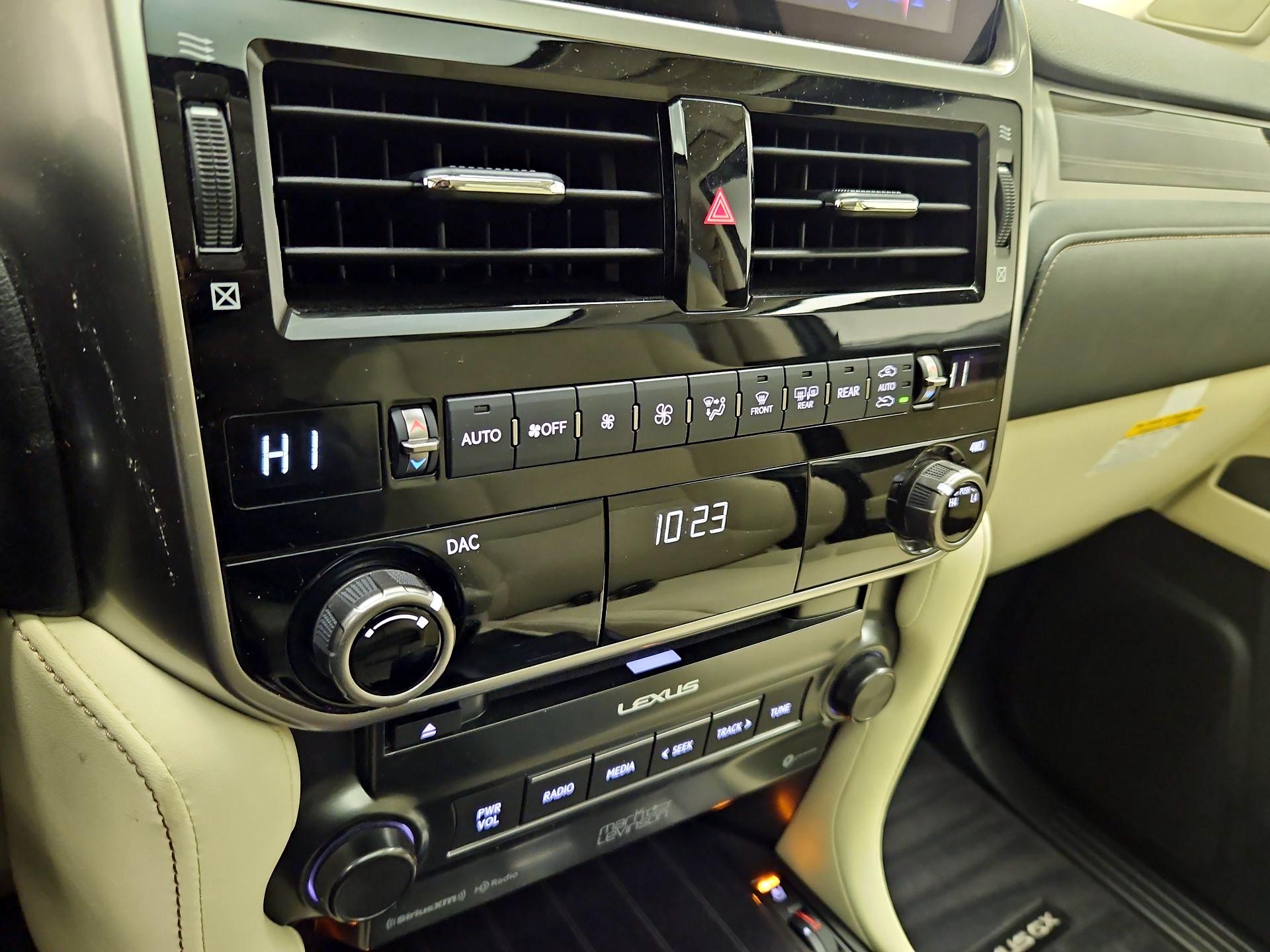 Thumbnail: 2022 Lexus GX - 17