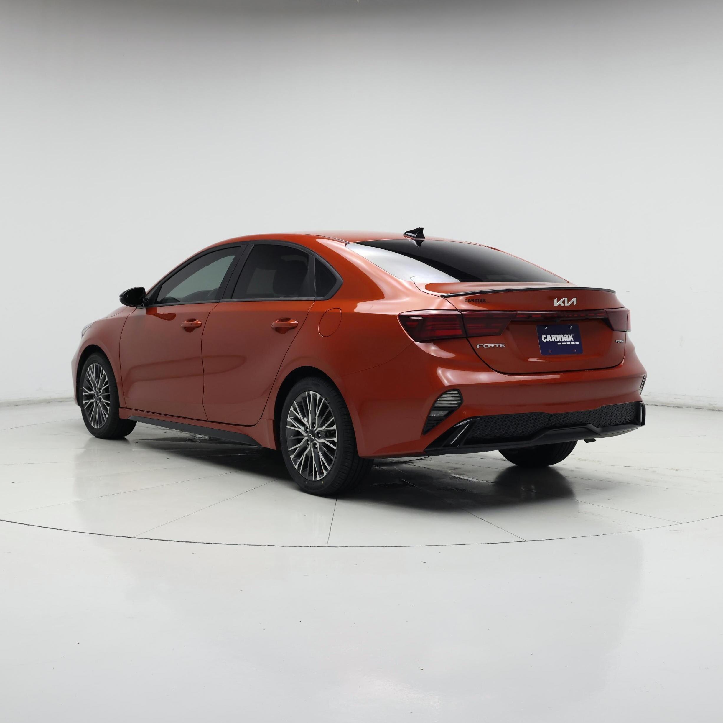 Thumbnail: 2022 Kia Forte - 2