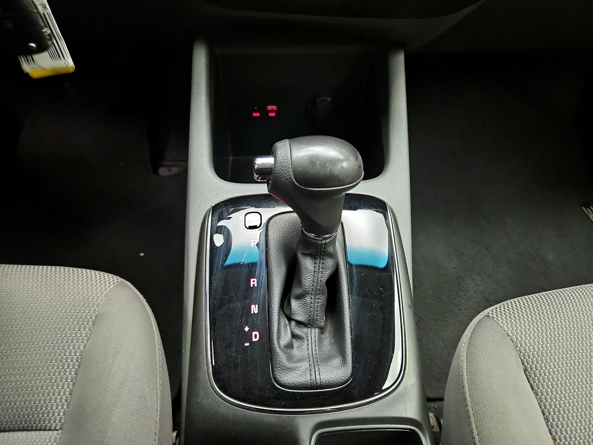 Thumbnail: 2017 Kia Forte - 15