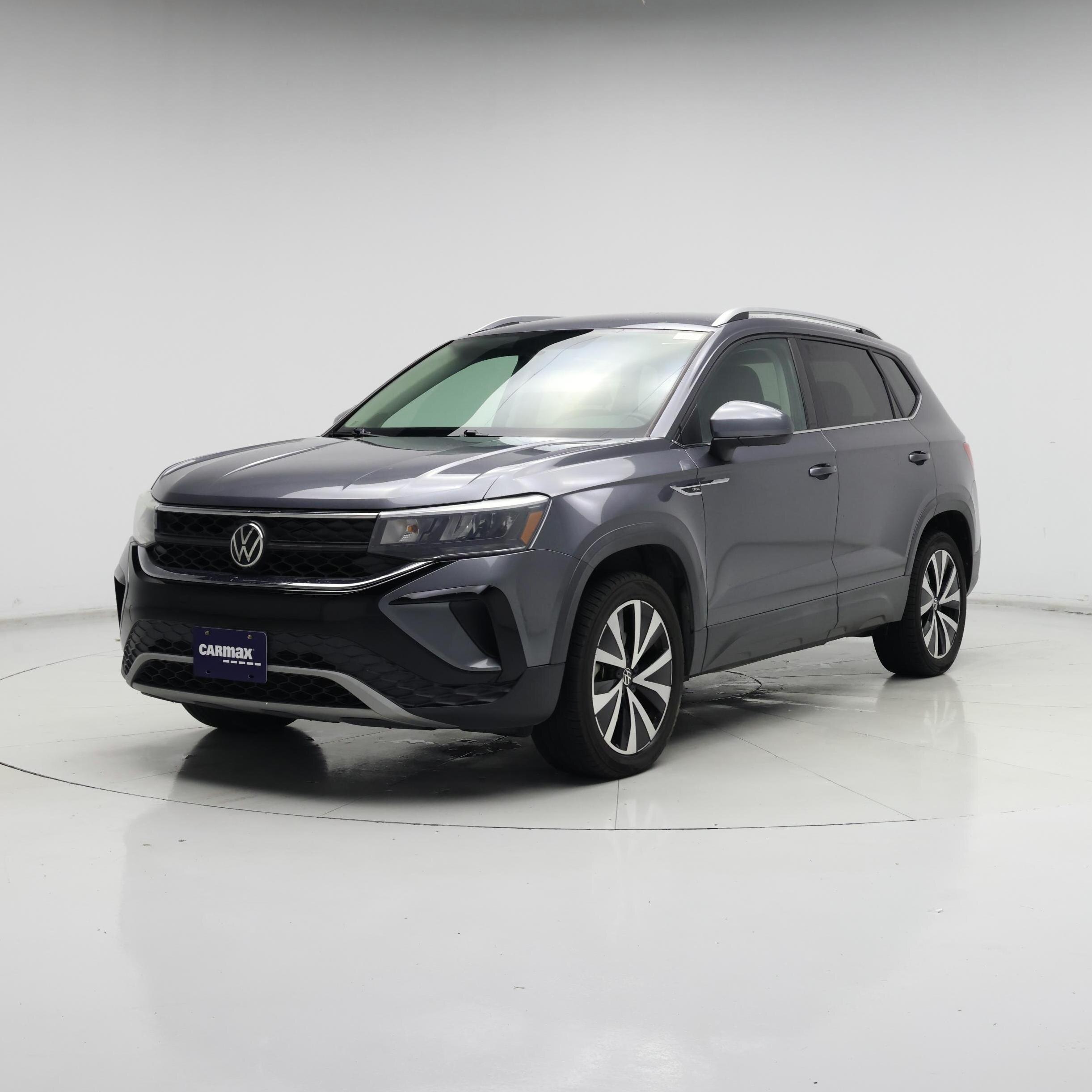 Thumbnail: 2022 Volkswagen Taos - 4