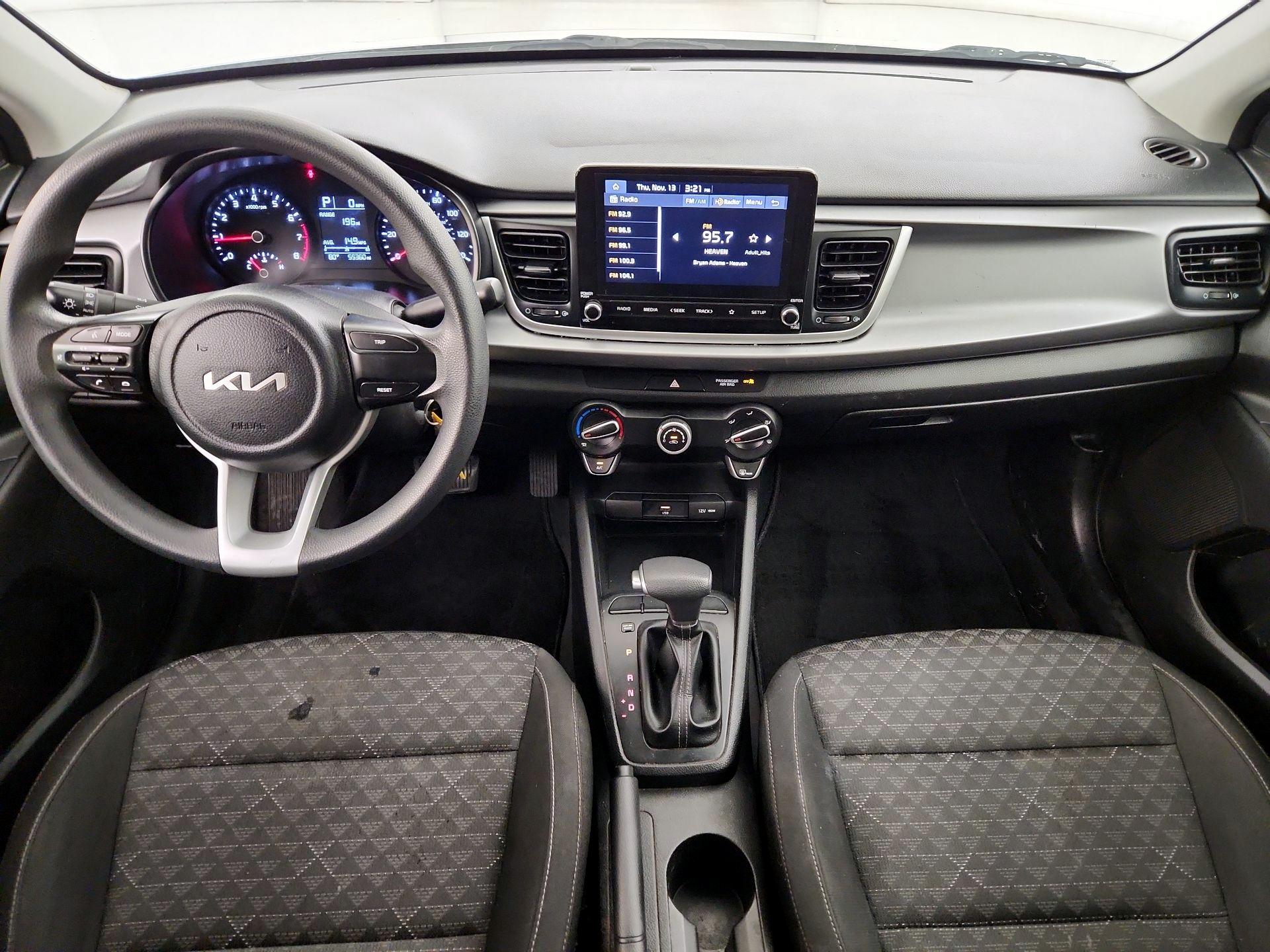 Thumbnail: 2022 Kia Rio - 9