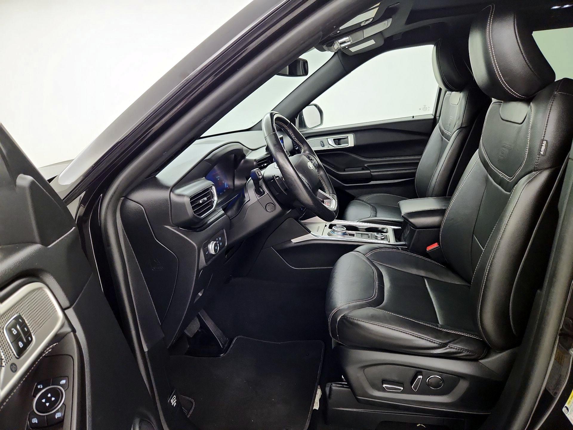 Thumbnail: 2020 Ford Explorer - 11