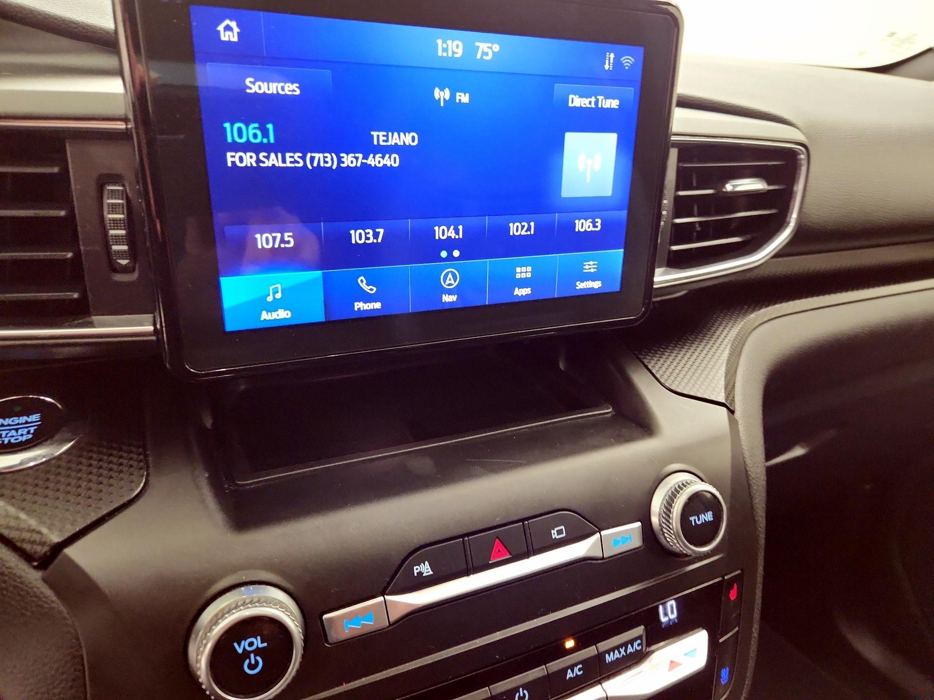 Thumbnail: 2020 Ford Explorer - 16