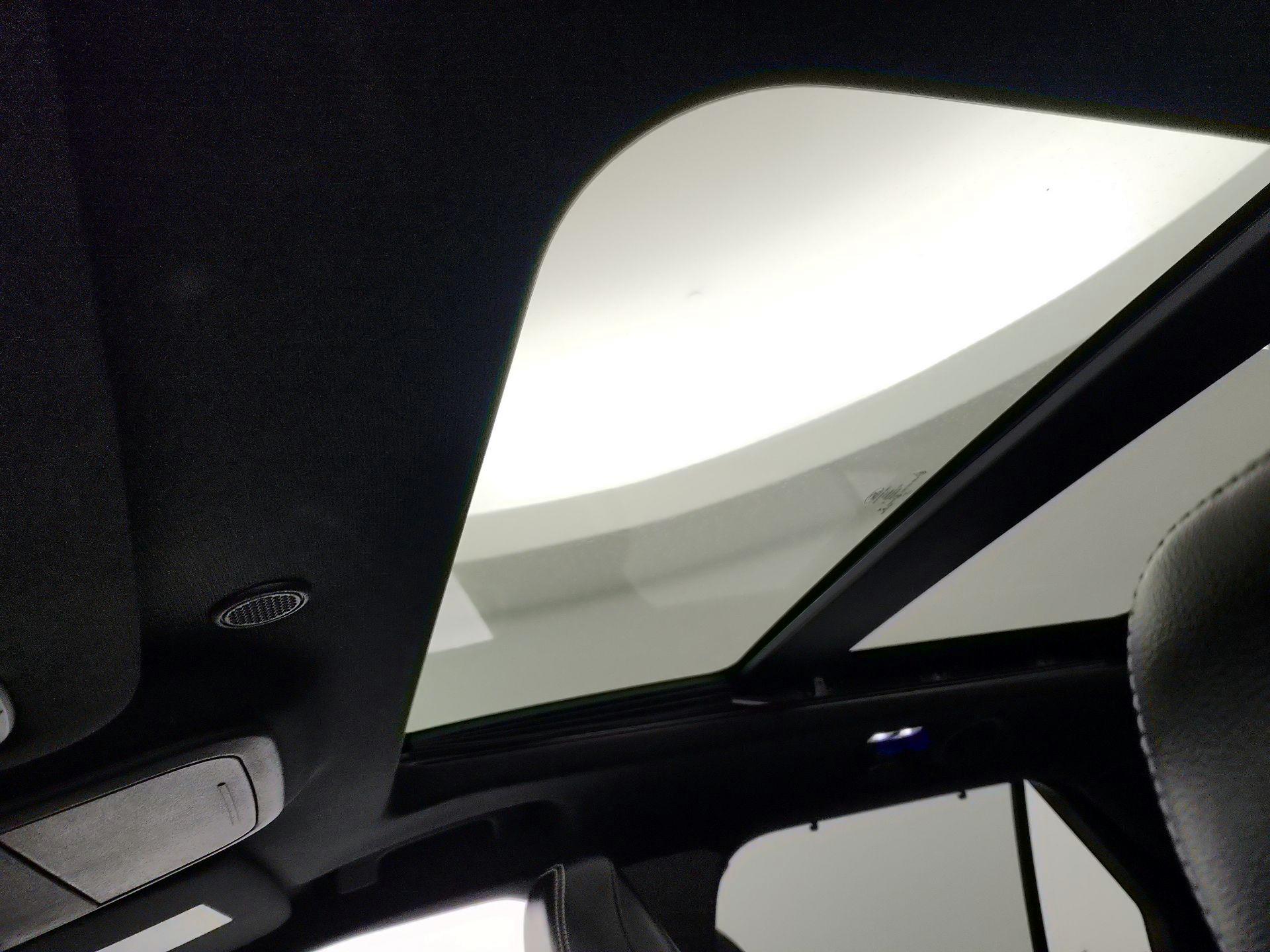 Thumbnail: 2020 Ford Explorer - 20