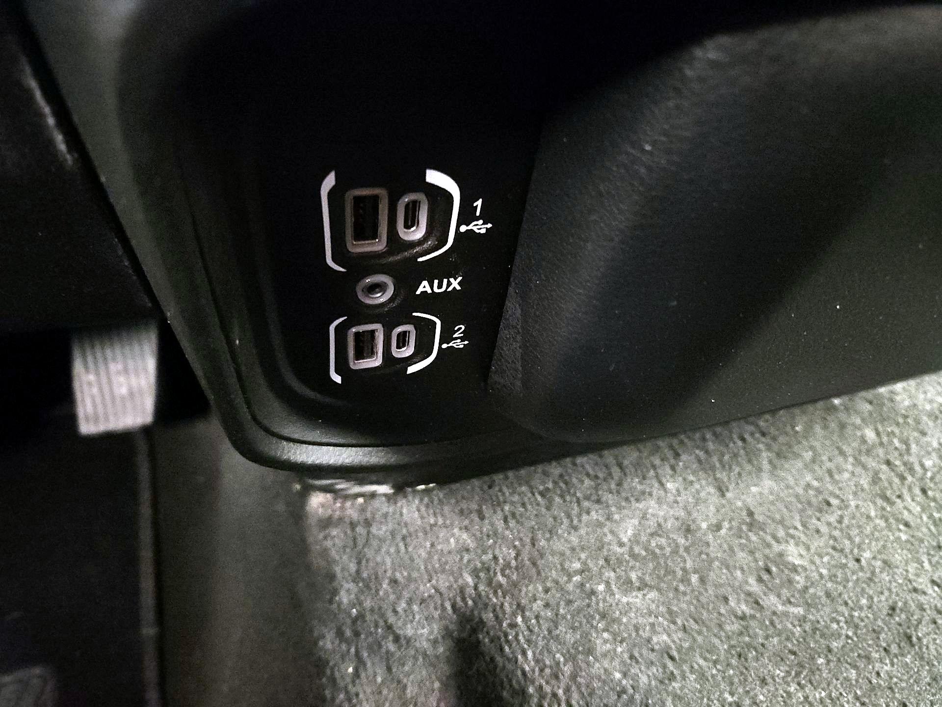 Thumbnail: 2023 RAM 1500 - 18