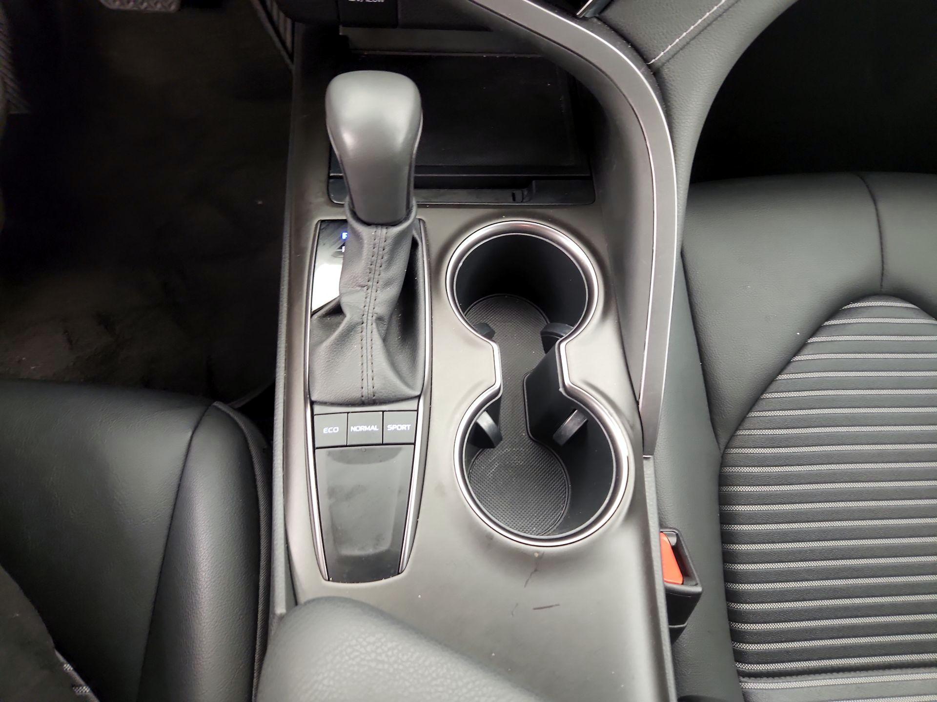 Thumbnail: 2023 Toyota Camry - 17