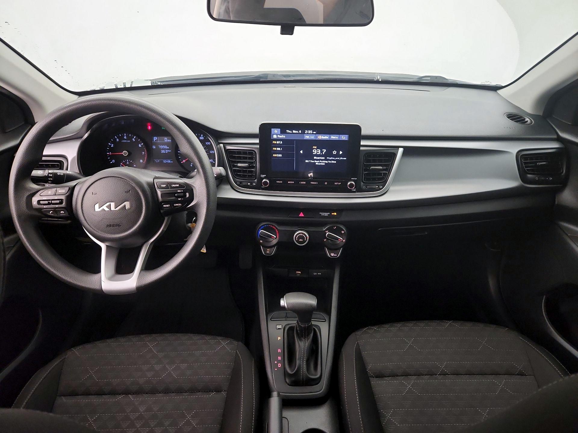 Thumbnail: 2022 Kia Rio - 9