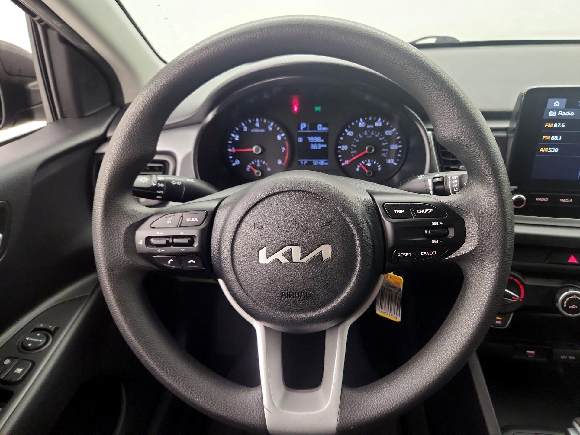 Thumbnail: 2022 Kia Rio - 10