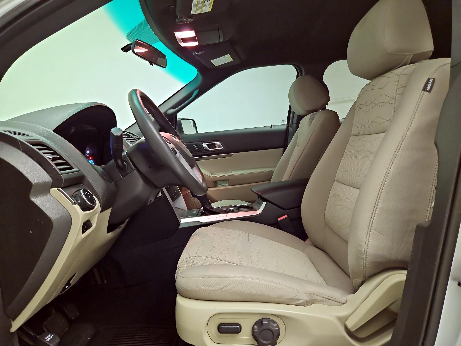 Thumbnail: 2014 Ford Explorer - 11