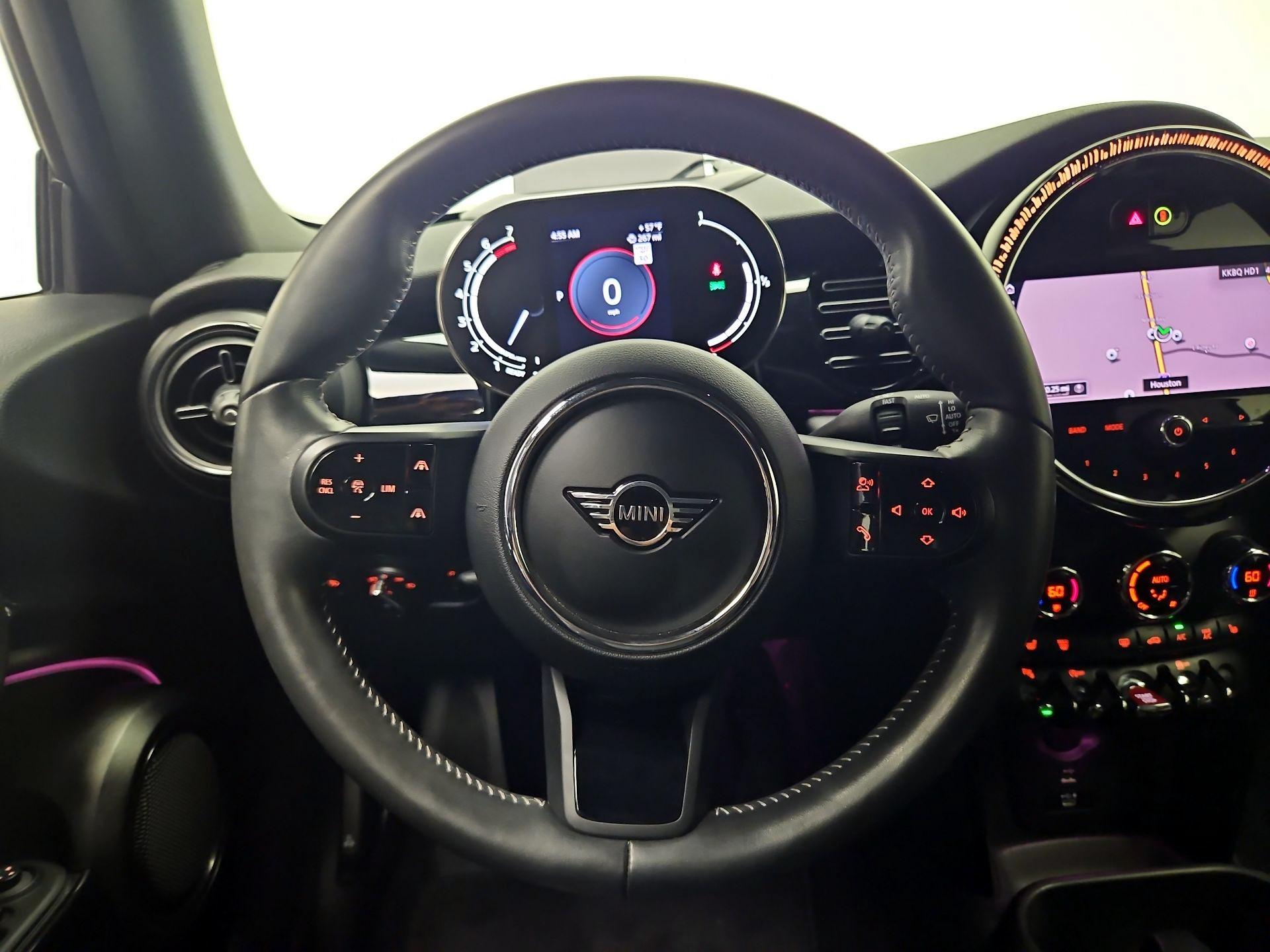 Thumbnail: 2022 MINI Cooper - 10