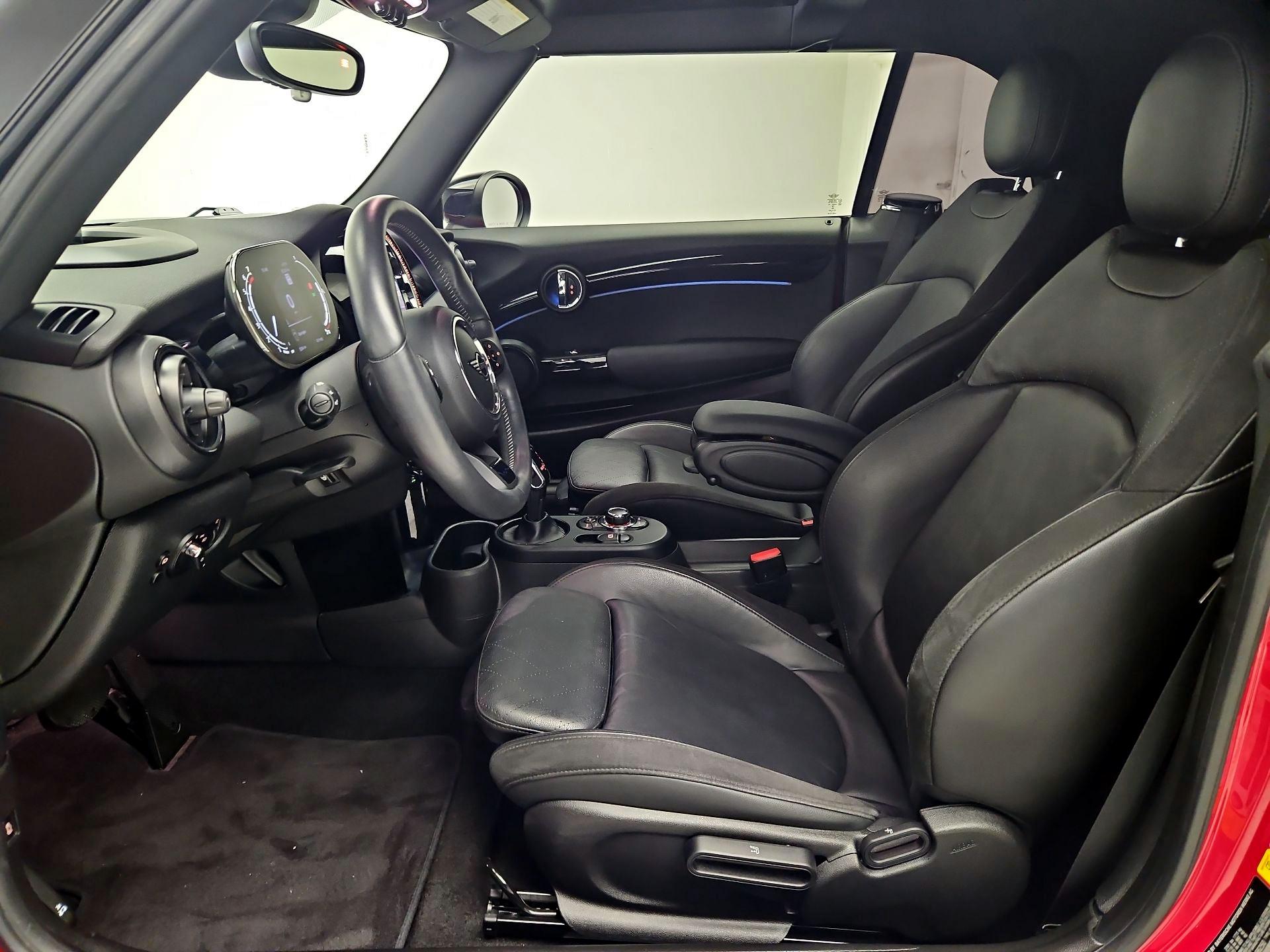 Thumbnail: 2022 MINI Cooper - 11