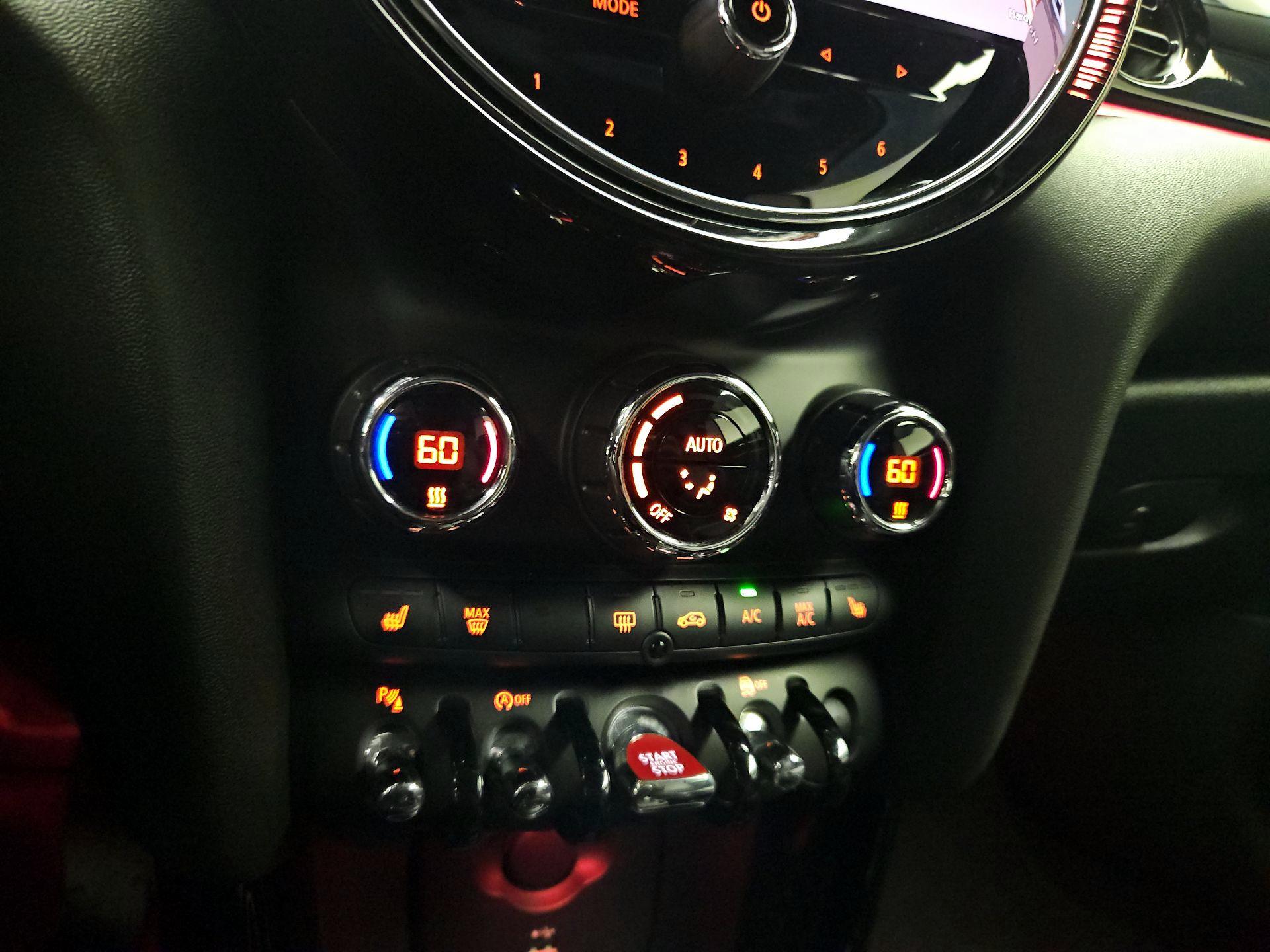 Thumbnail: 2022 MINI Cooper - 16