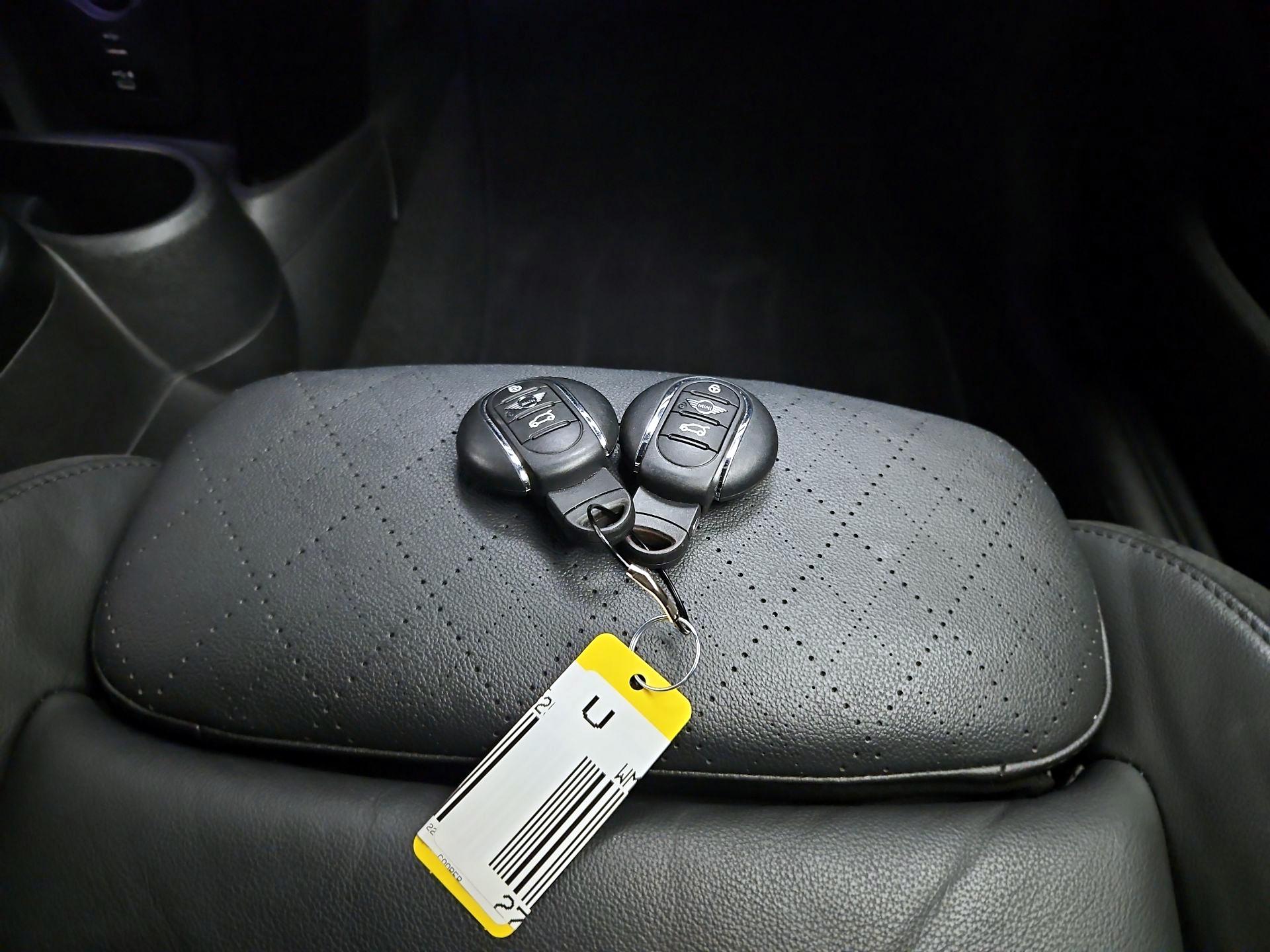 Thumbnail: 2022 MINI Cooper - 20