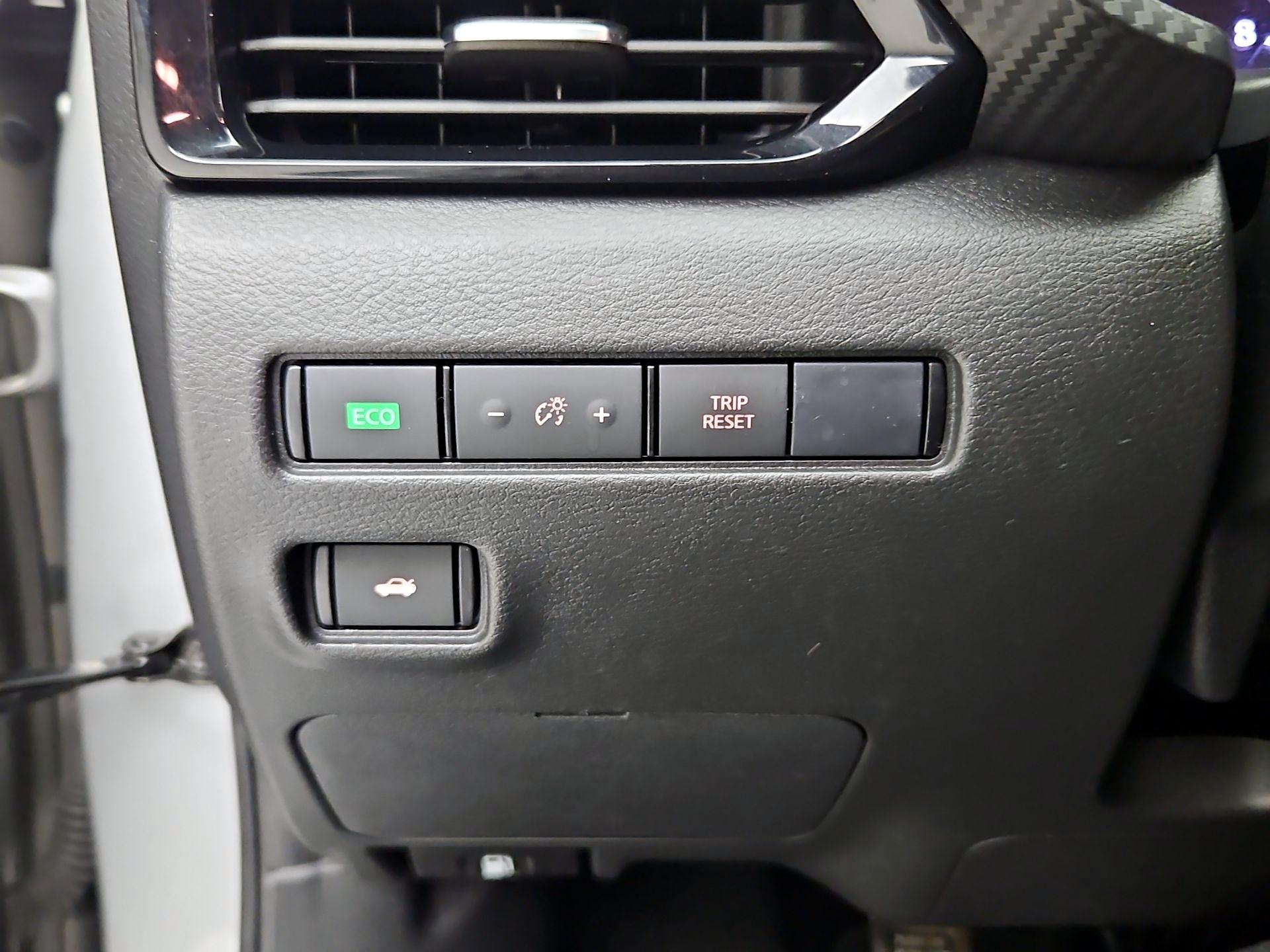 Thumbnail: 2022 Nissan Sentra - 13