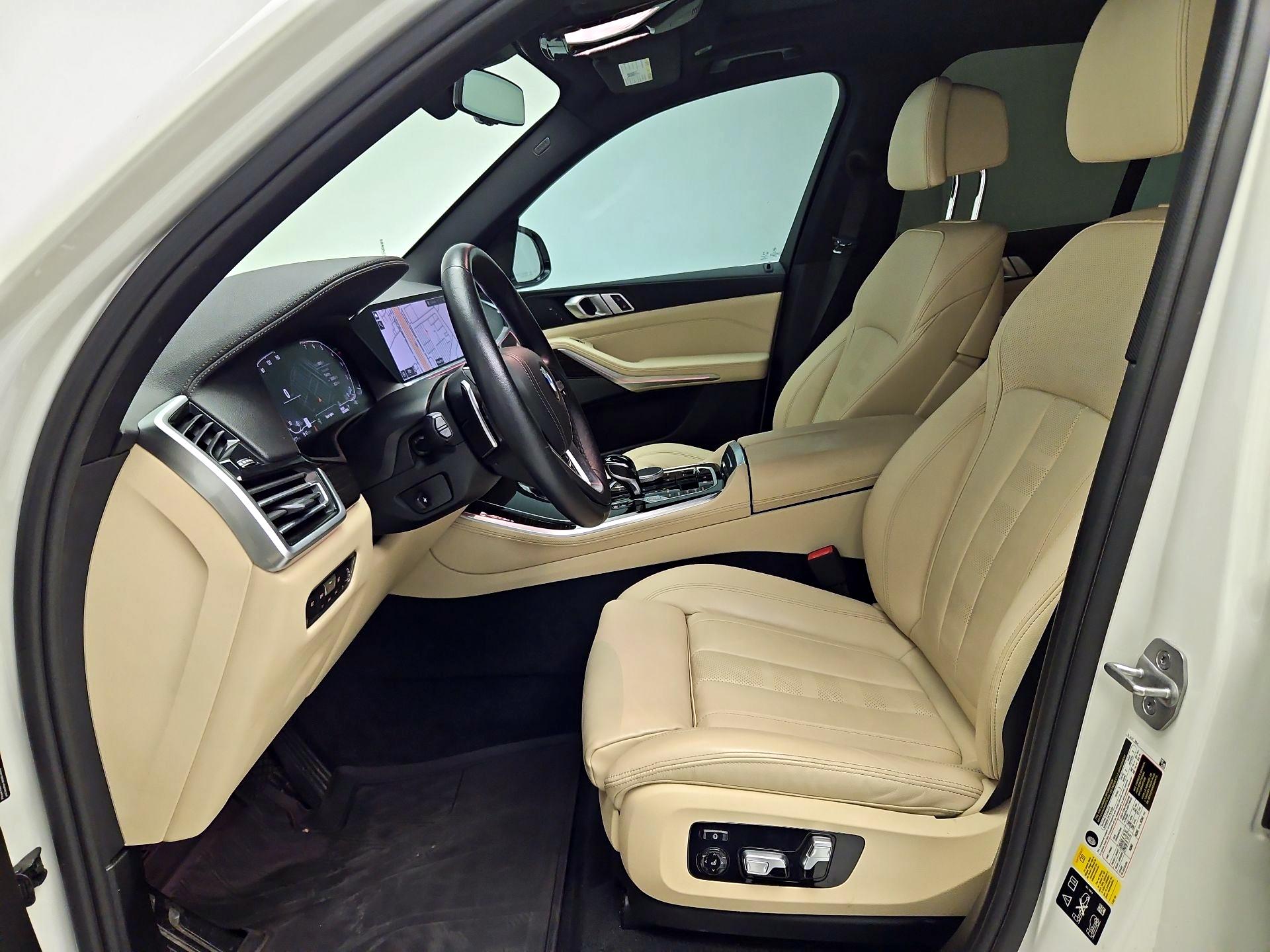 Thumbnail: 2021 BMW X5 - 11