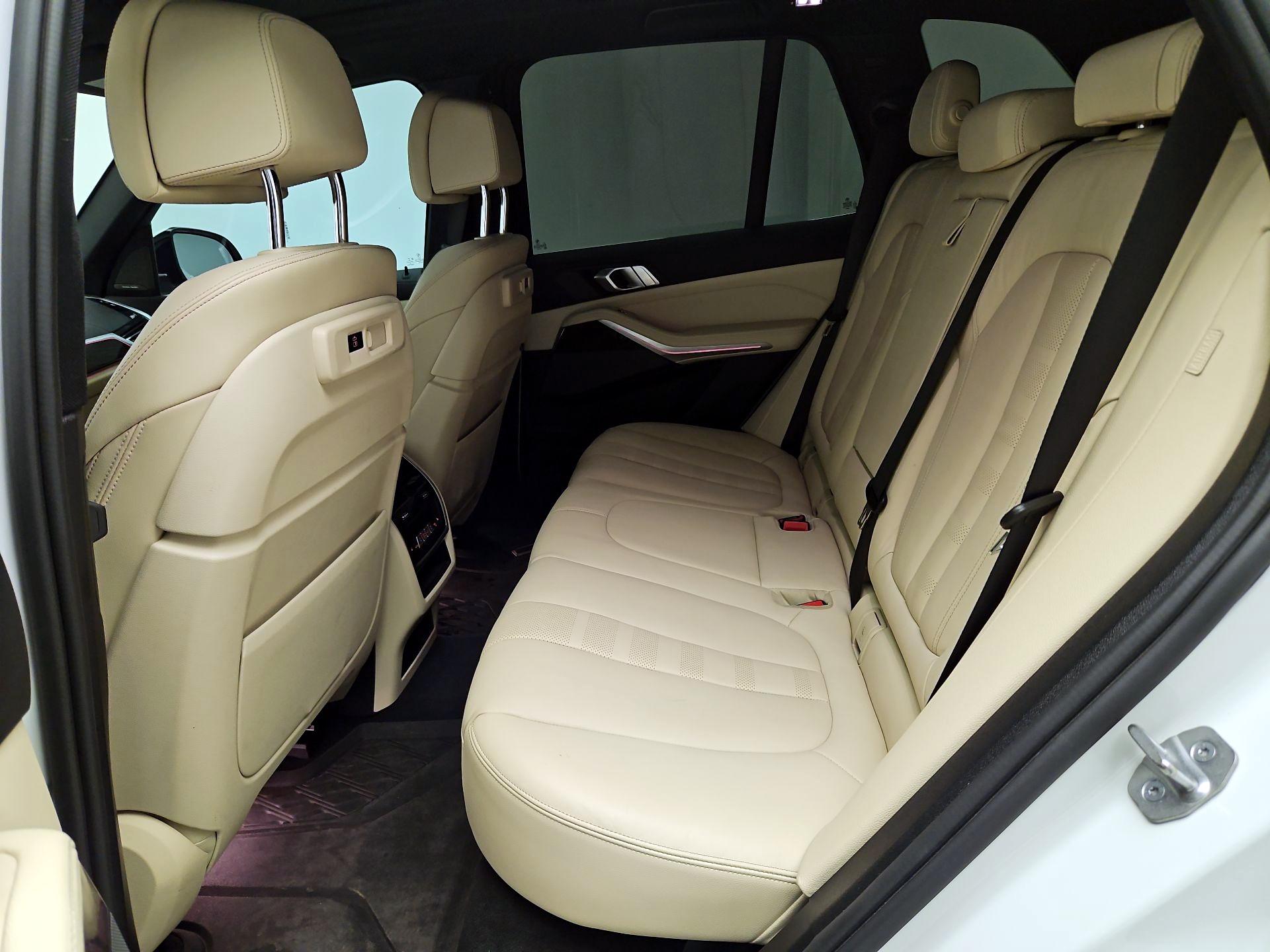 Thumbnail: 2021 BMW X5 - 18