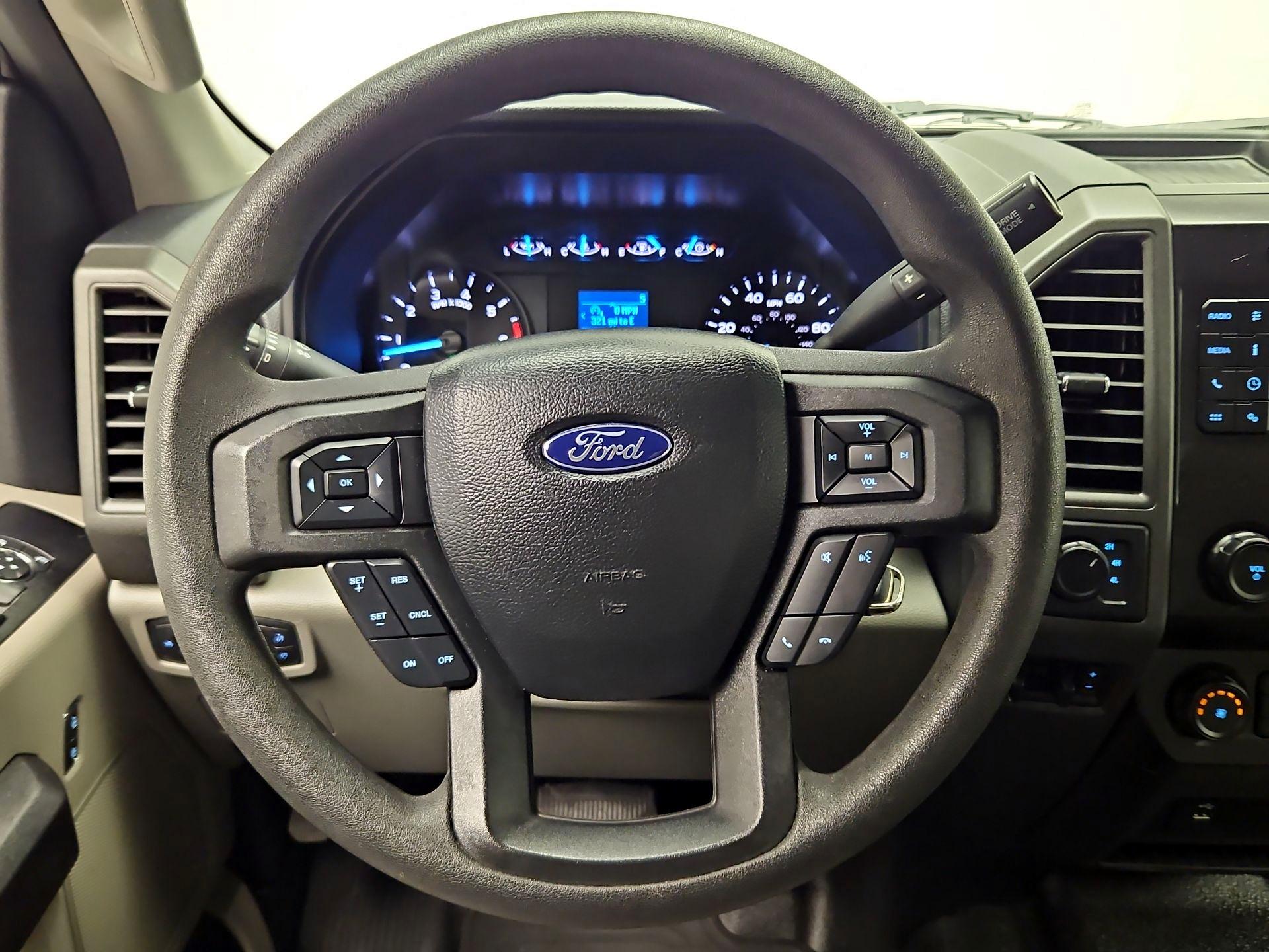 Thumbnail: 2020 Ford F-250 - 10