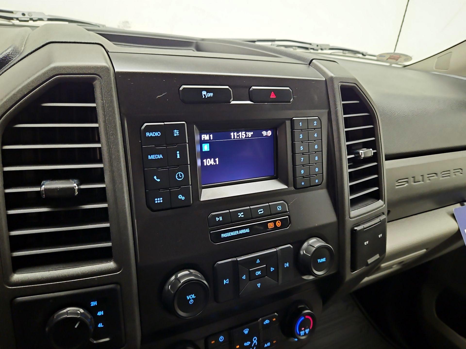 Thumbnail: 2020 Ford F-250 - 15