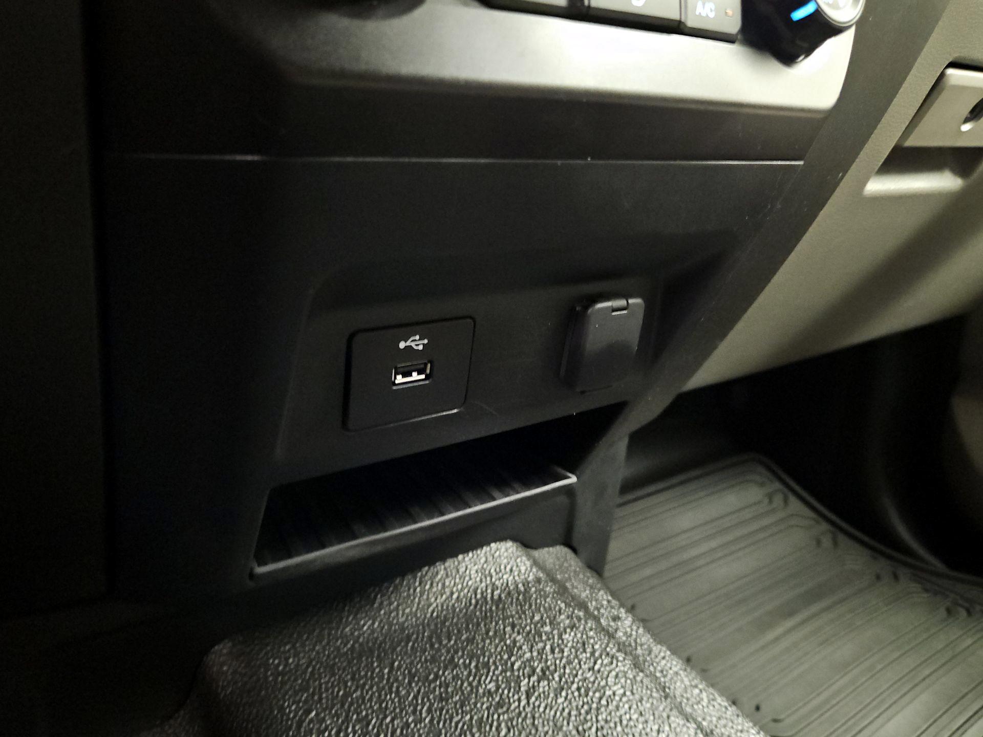 Thumbnail: 2020 Ford F-250 - 18