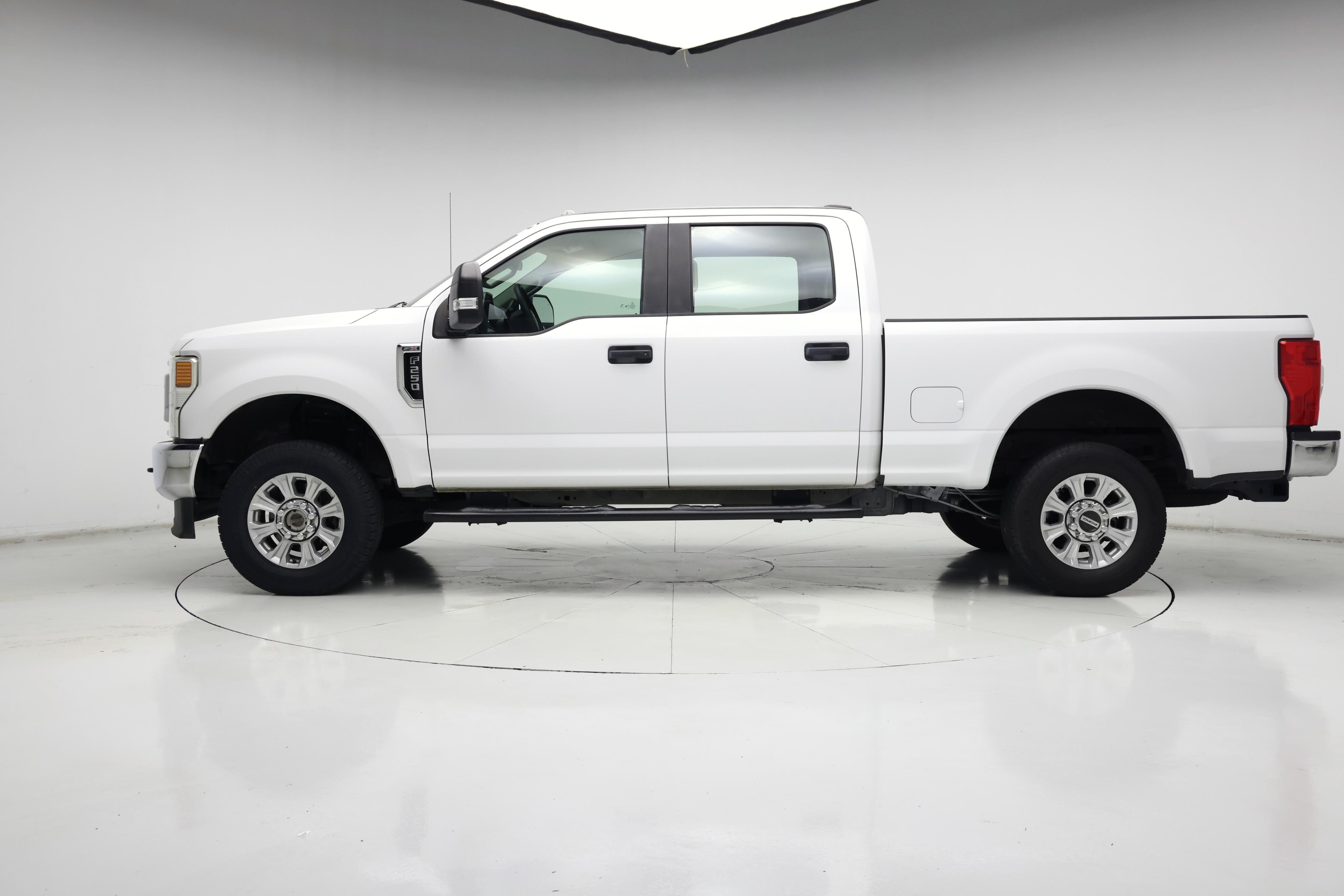 Thumbnail: 2020 Ford F-250 - 3