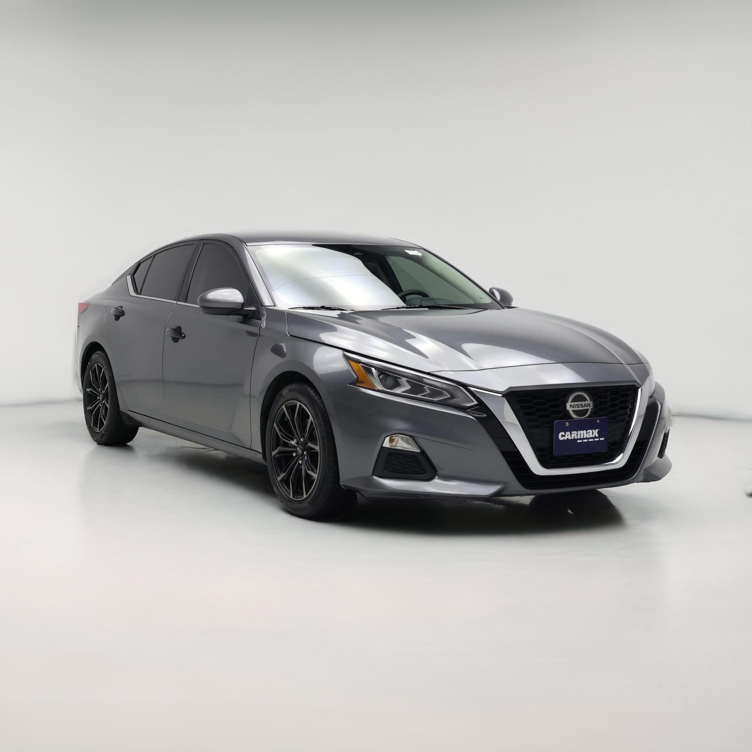 Thumbnail: 2022 Nissan Altima - 1