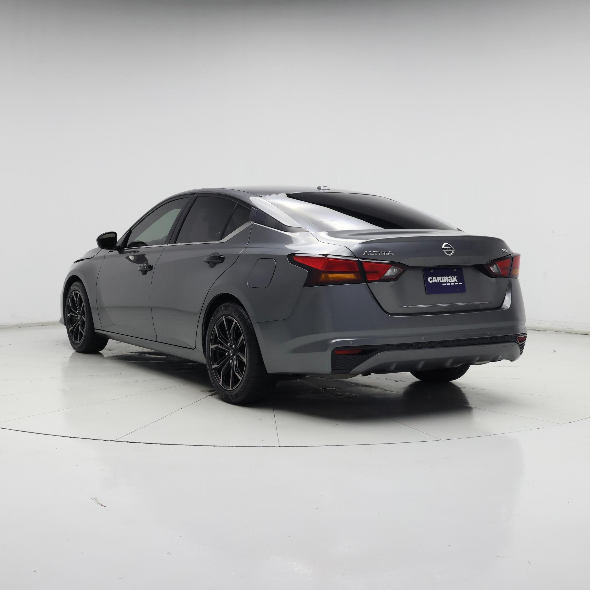Thumbnail: 2022 Nissan Altima - 2