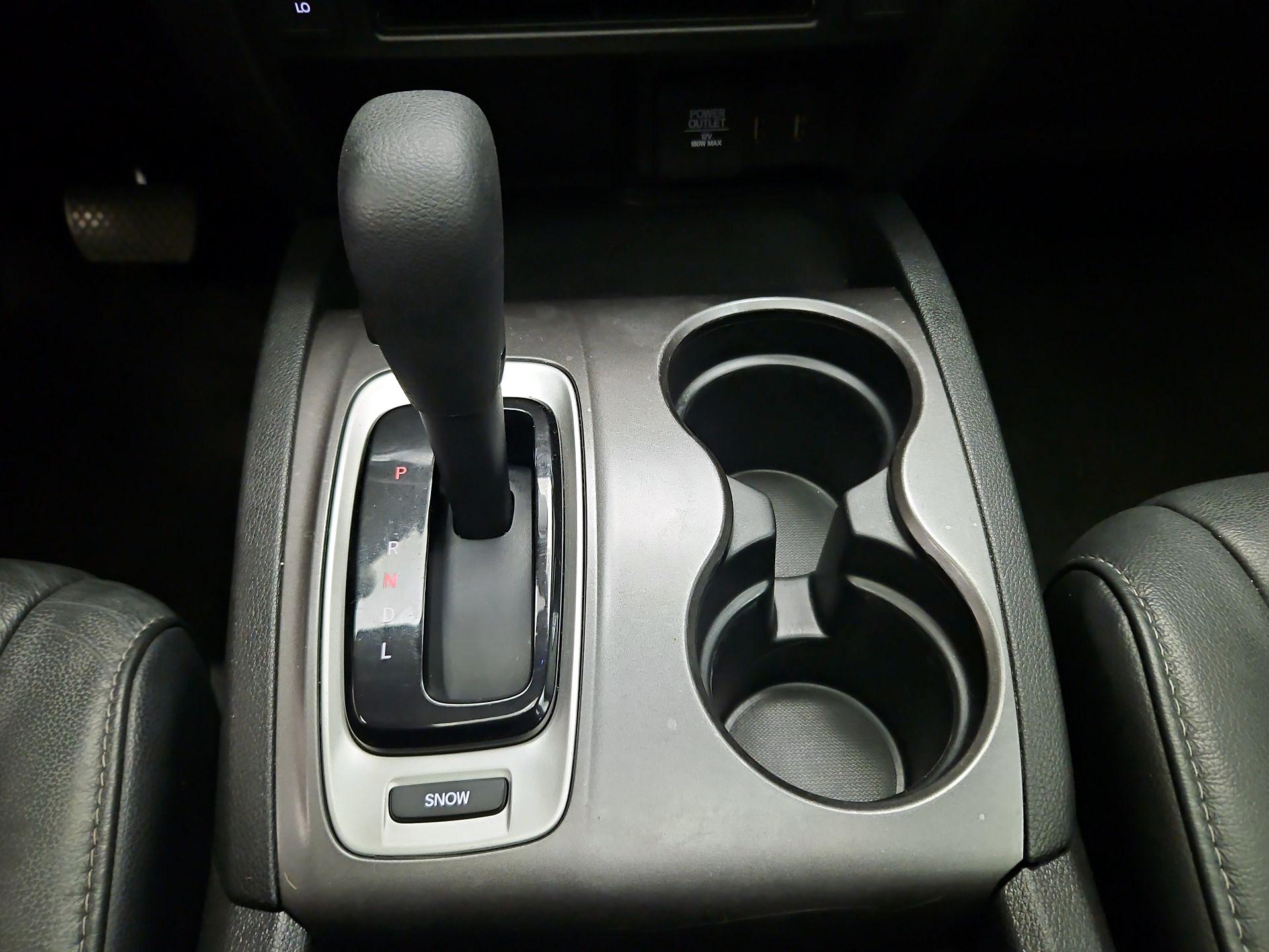 Thumbnail: 2018 Honda Pilot - 17