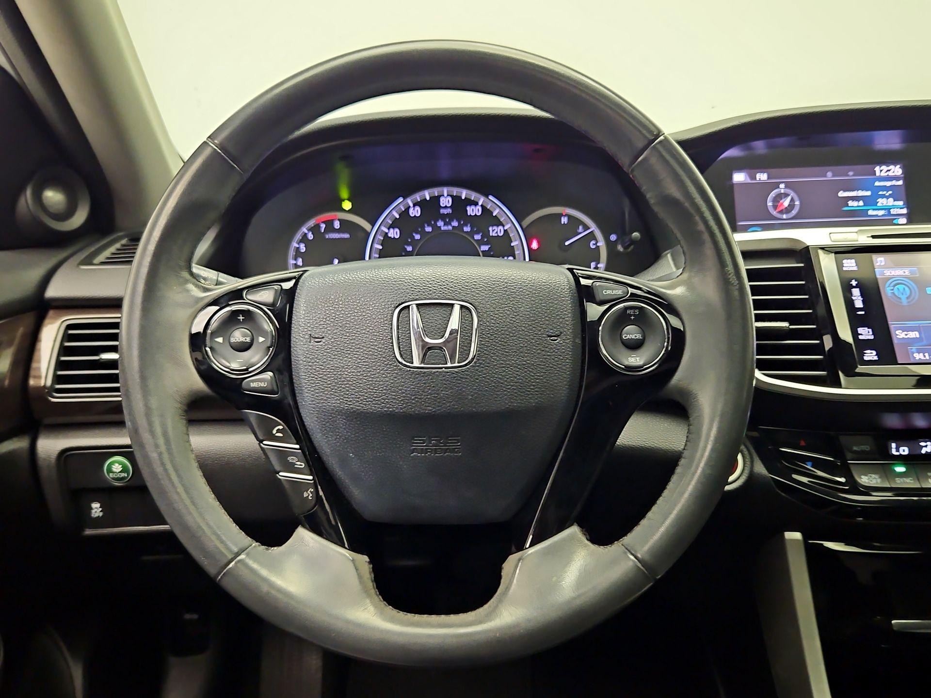 Thumbnail: 2017 Honda Accord - 10