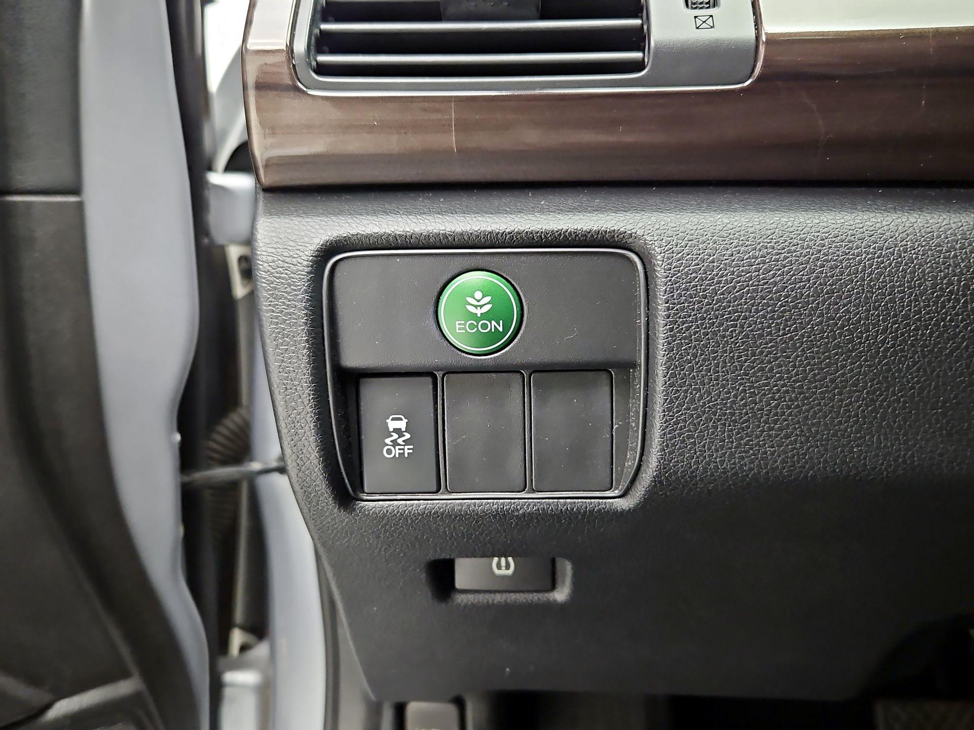 Thumbnail: 2017 Honda Accord - 13