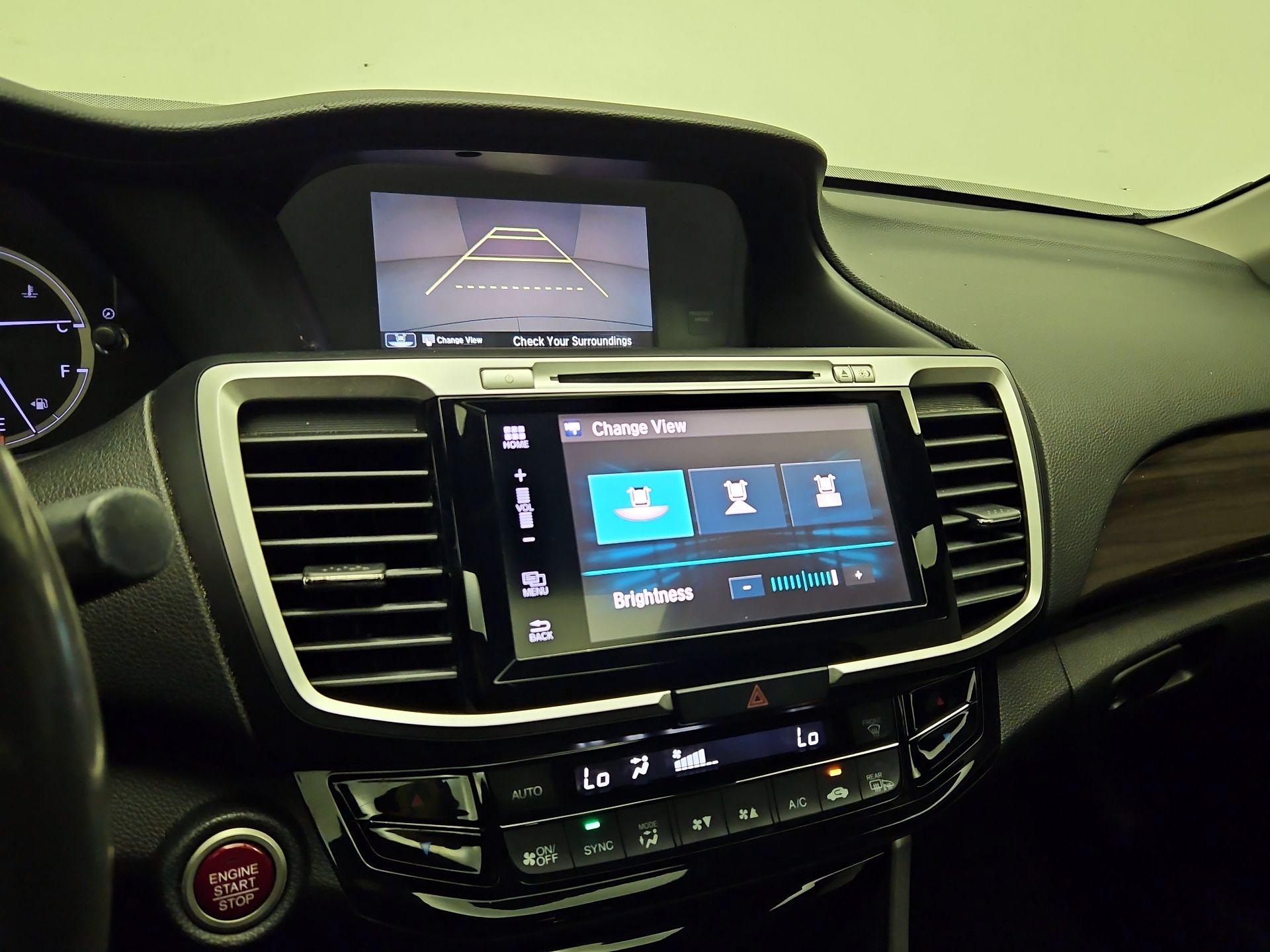 Thumbnail: 2017 Honda Accord - 14