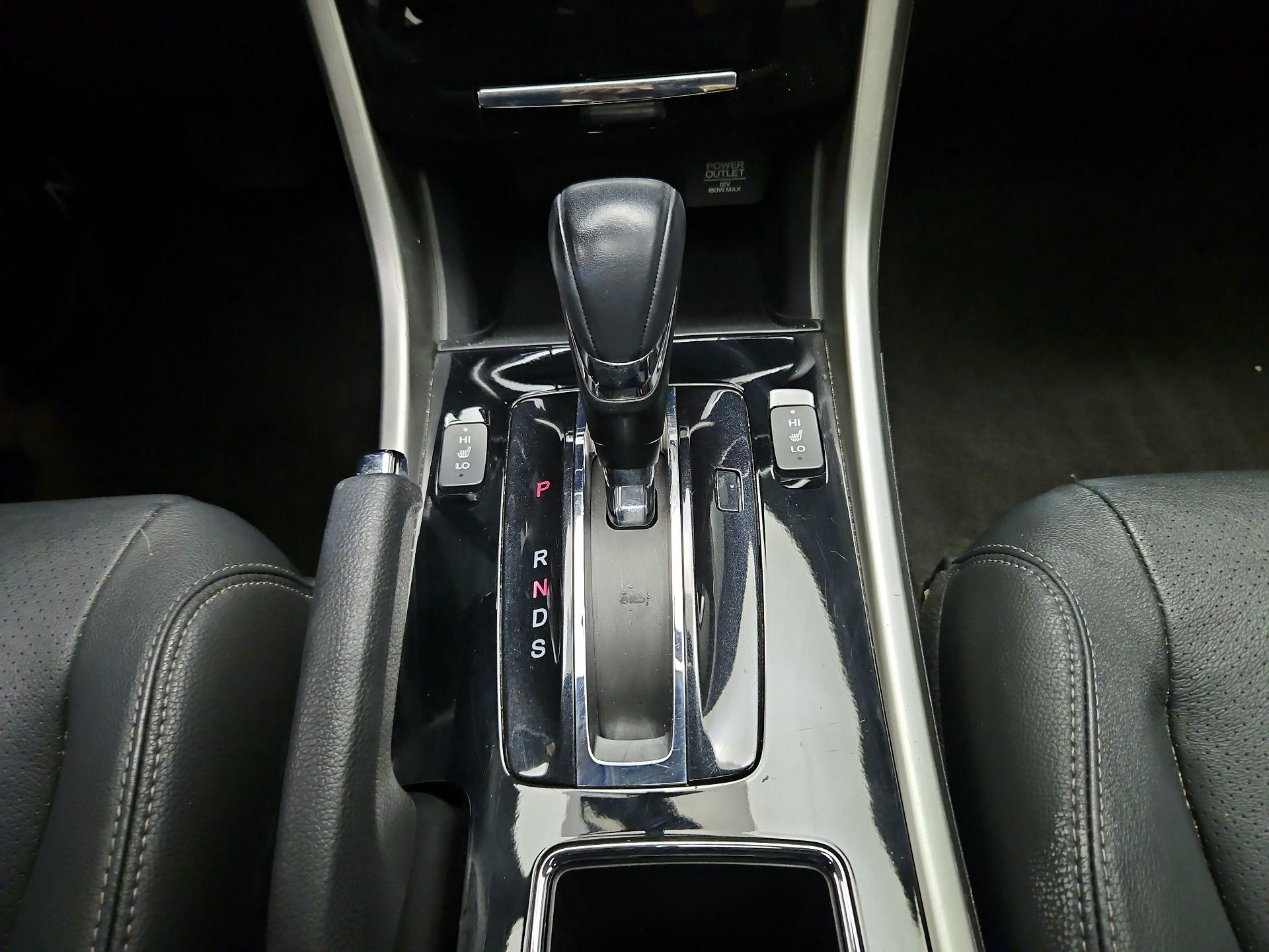 Thumbnail: 2017 Honda Accord - 17