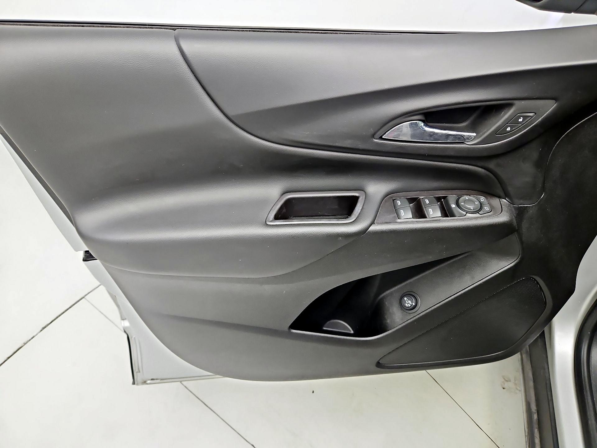 Thumbnail: 2020 Chevrolet Equinox - 12