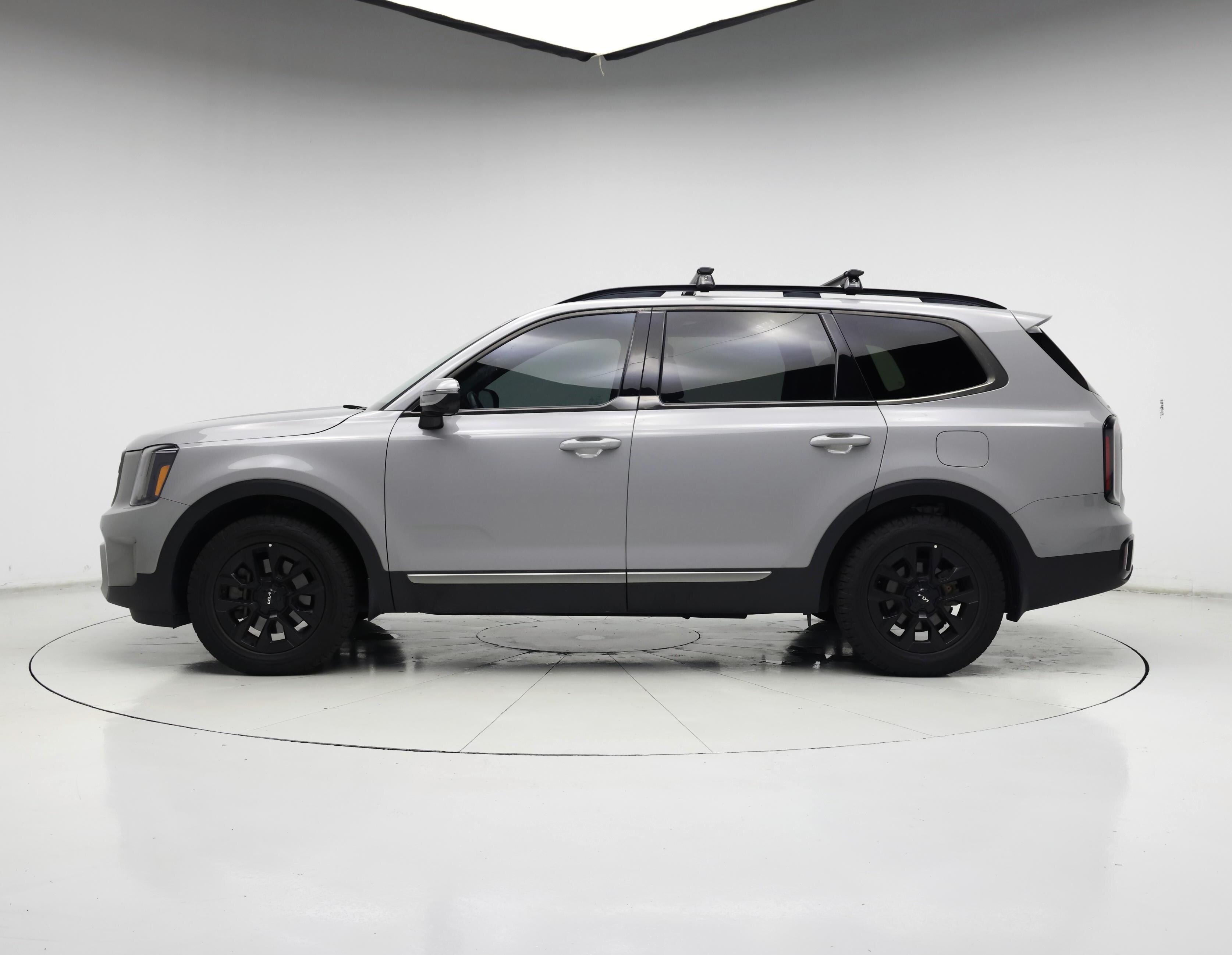 Thumbnail: 2023 Kia Telluride - 3