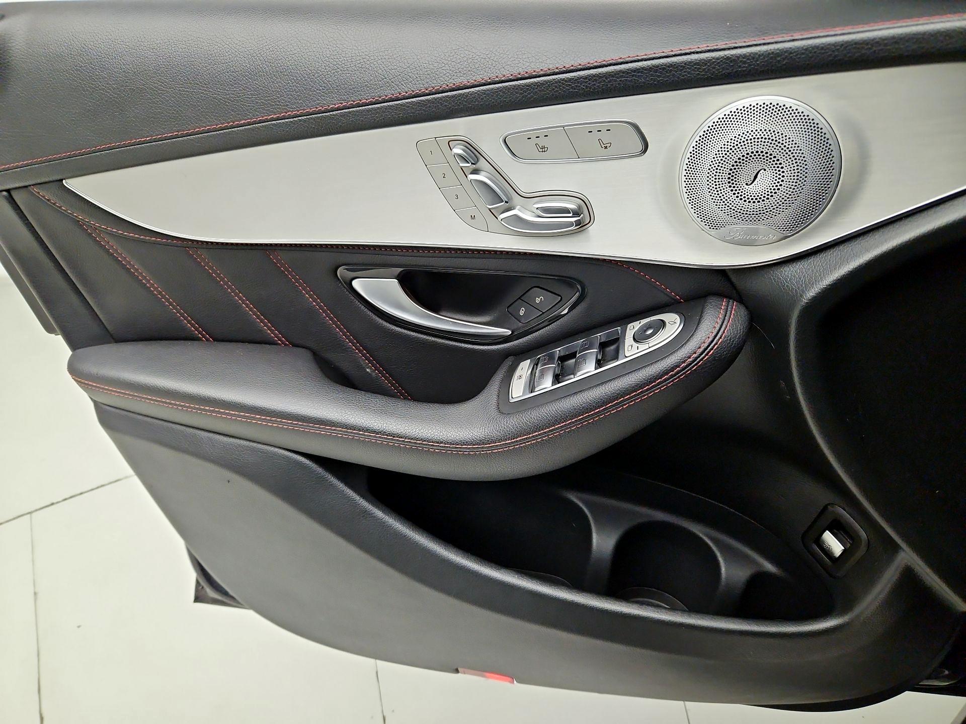 Thumbnail: 2019 Mercedes-Benz GLC - 12