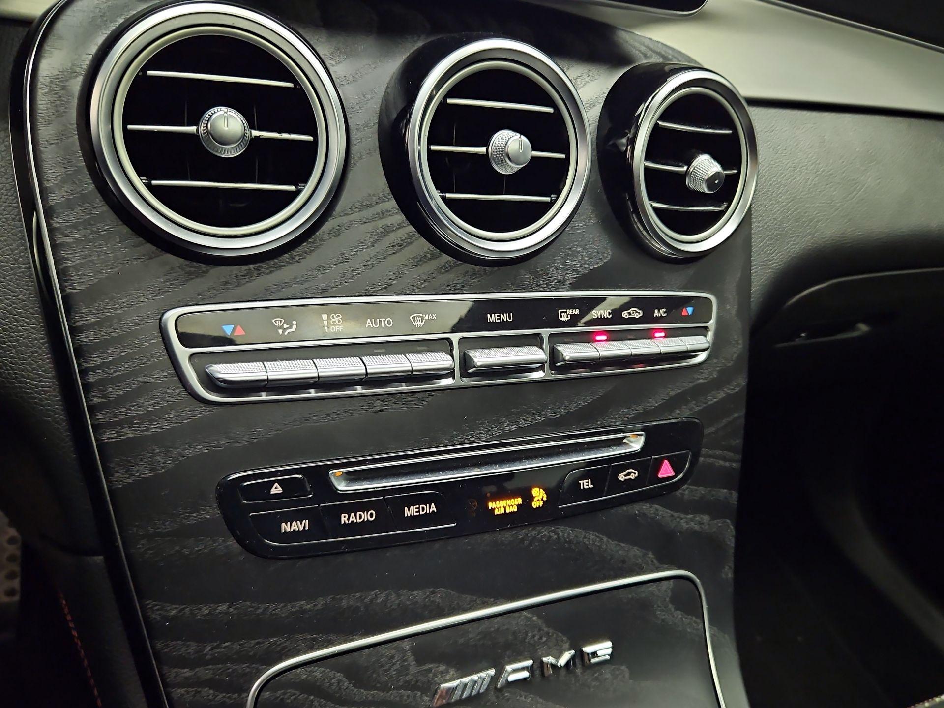 Thumbnail: 2019 Mercedes-Benz GLC - 17