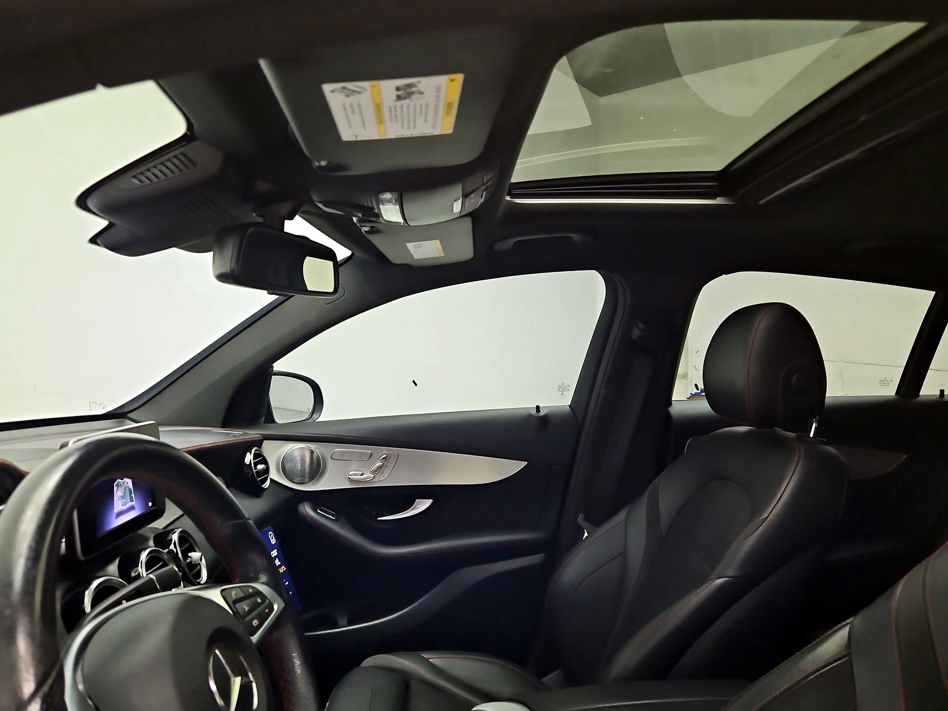 Thumbnail: 2019 Mercedes-Benz GLC - 20