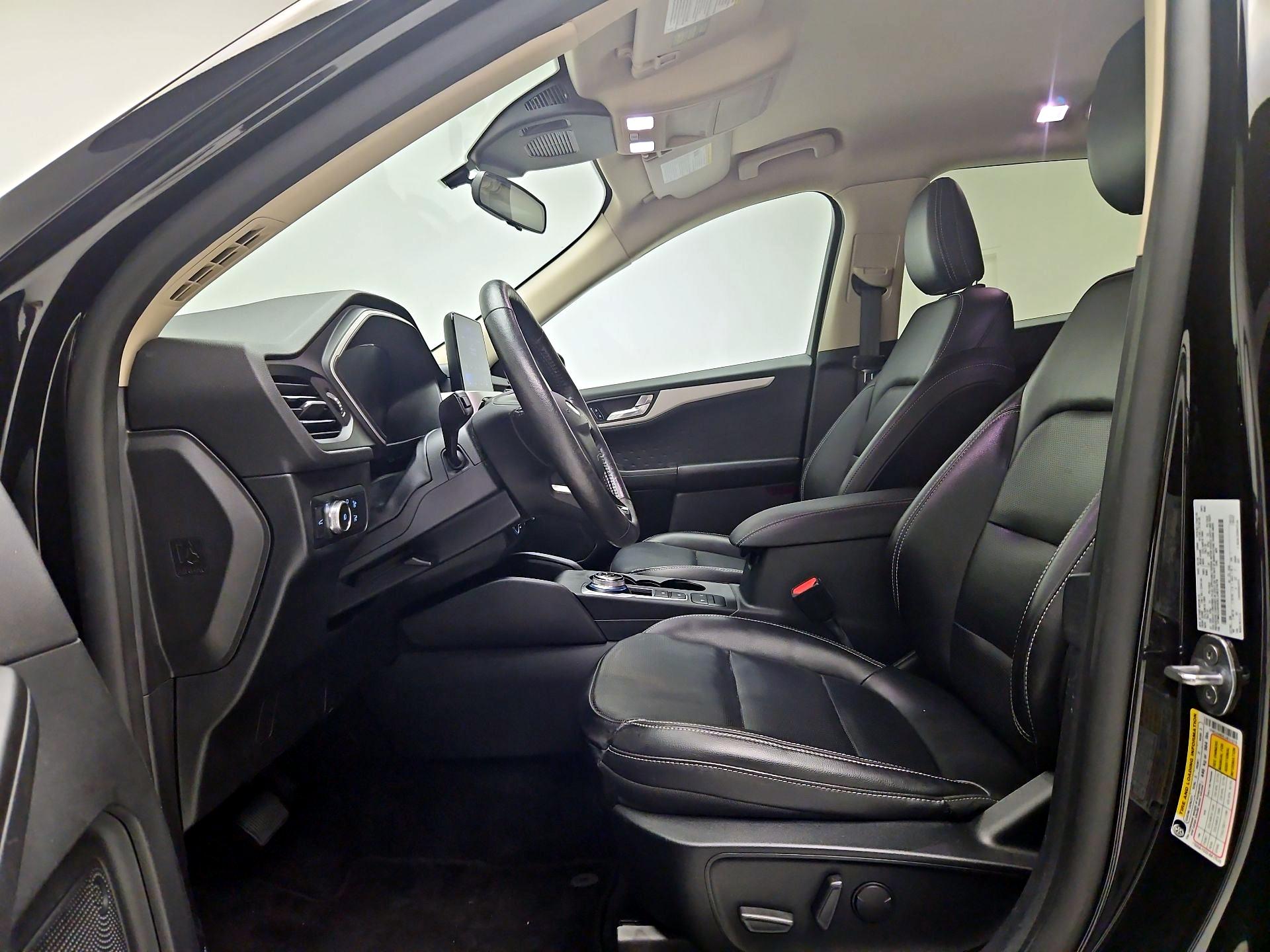 Thumbnail: 2020 Ford Escape - 11