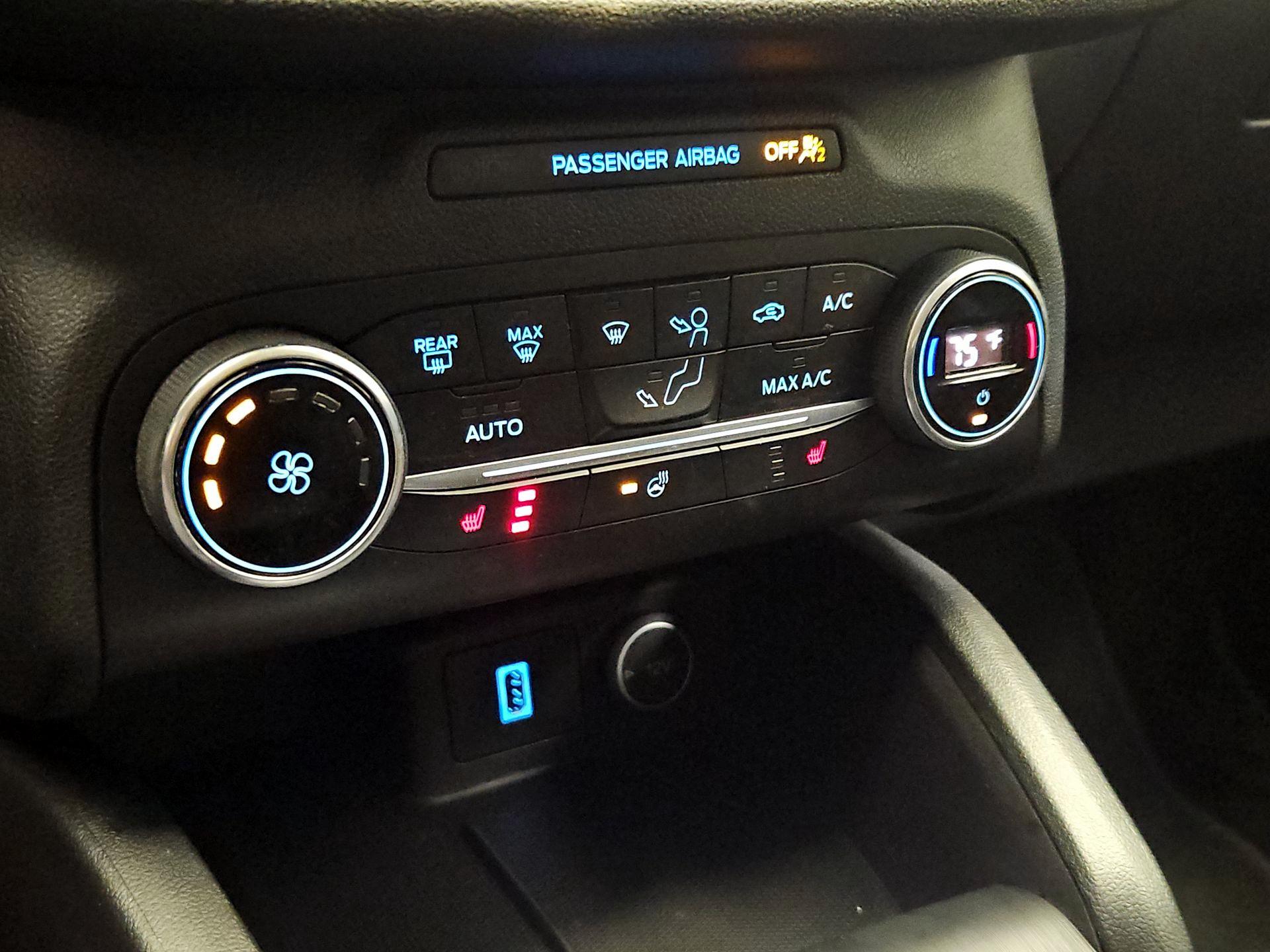 Thumbnail: 2020 Ford Escape - 16