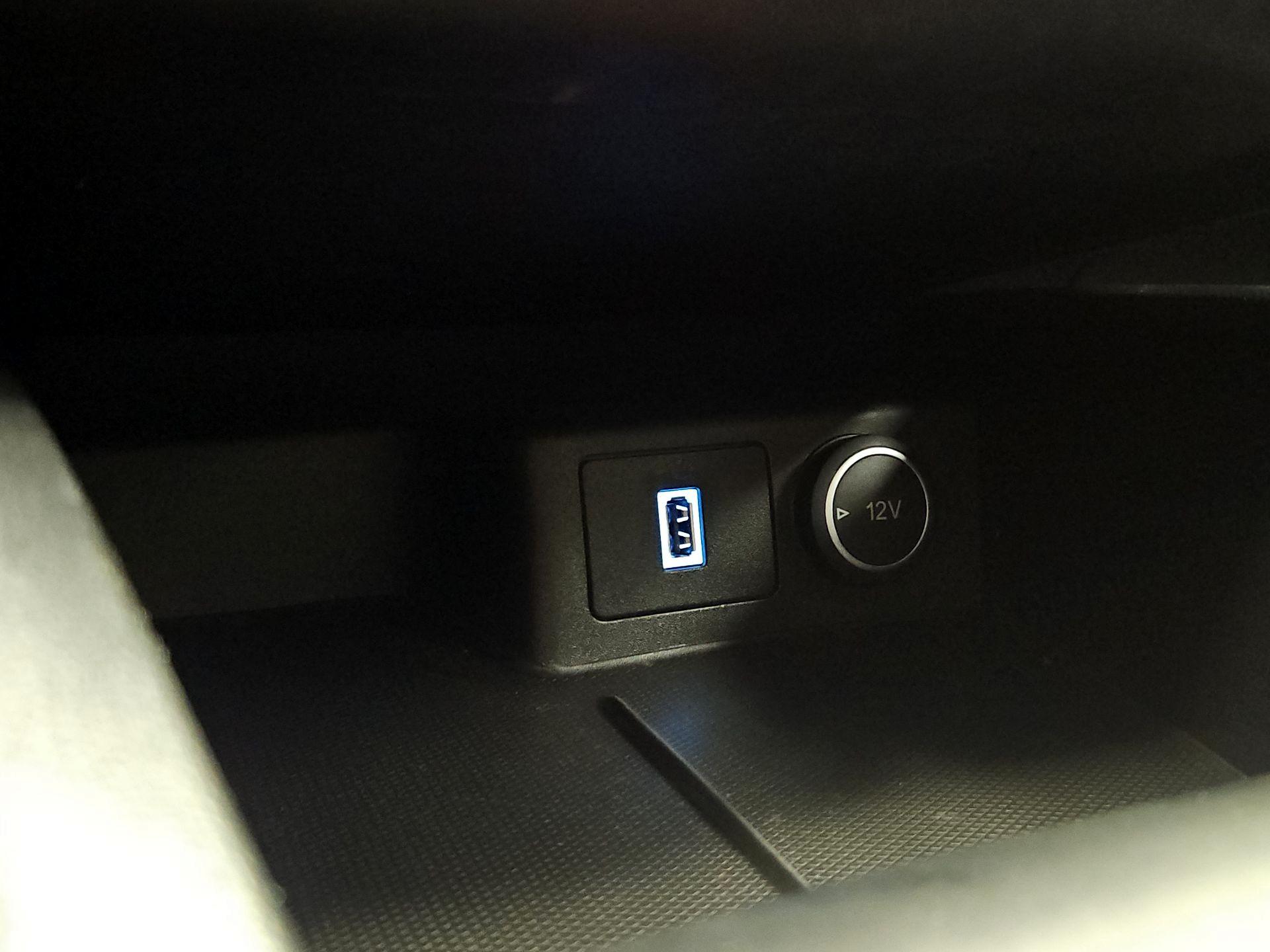 Thumbnail: 2020 Ford Escape - 18