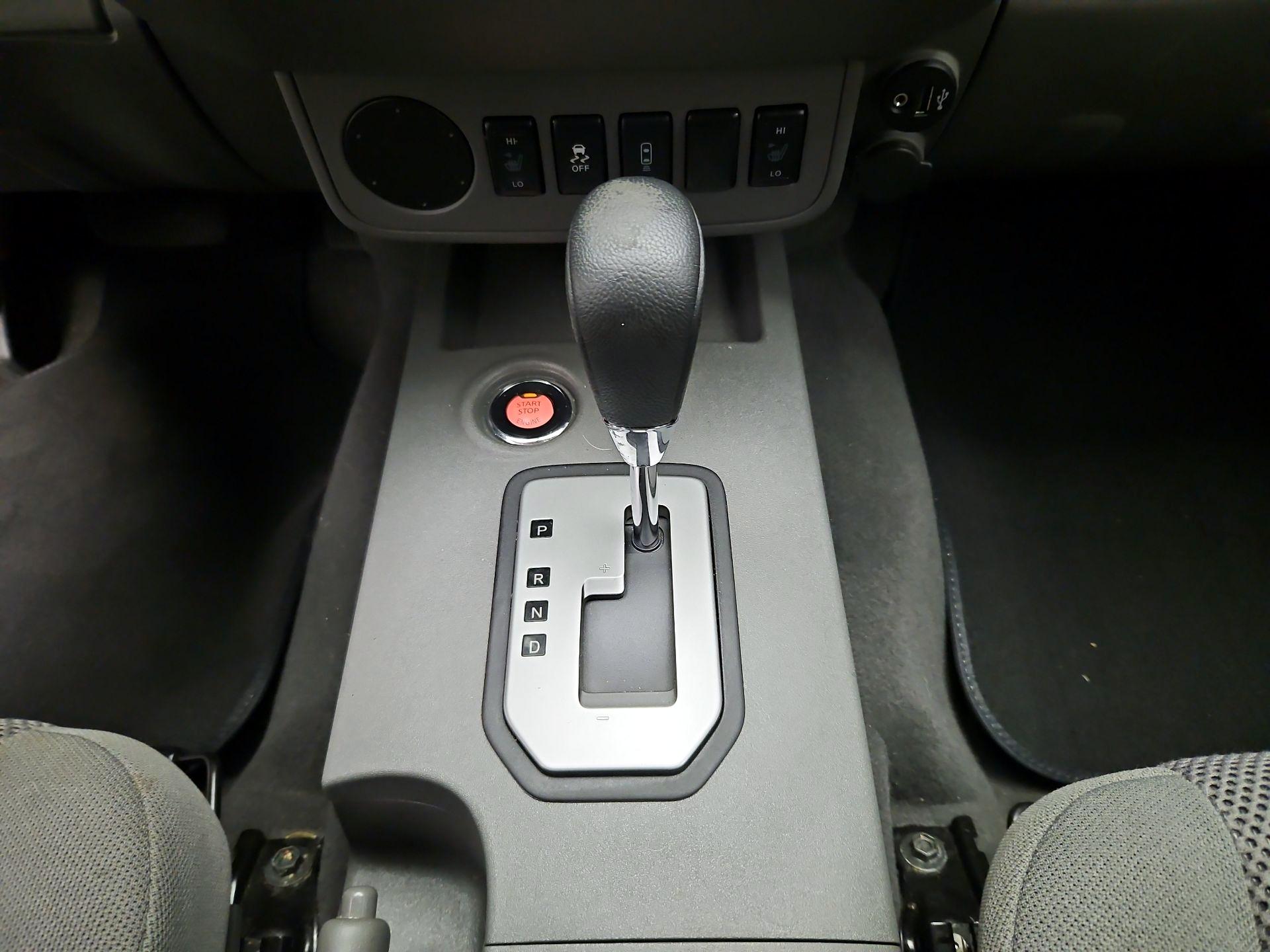 Thumbnail: 2021 Nissan Frontier - 17