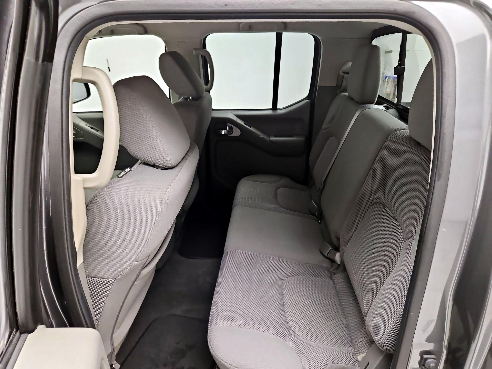 Thumbnail: 2021 Nissan Frontier - 19