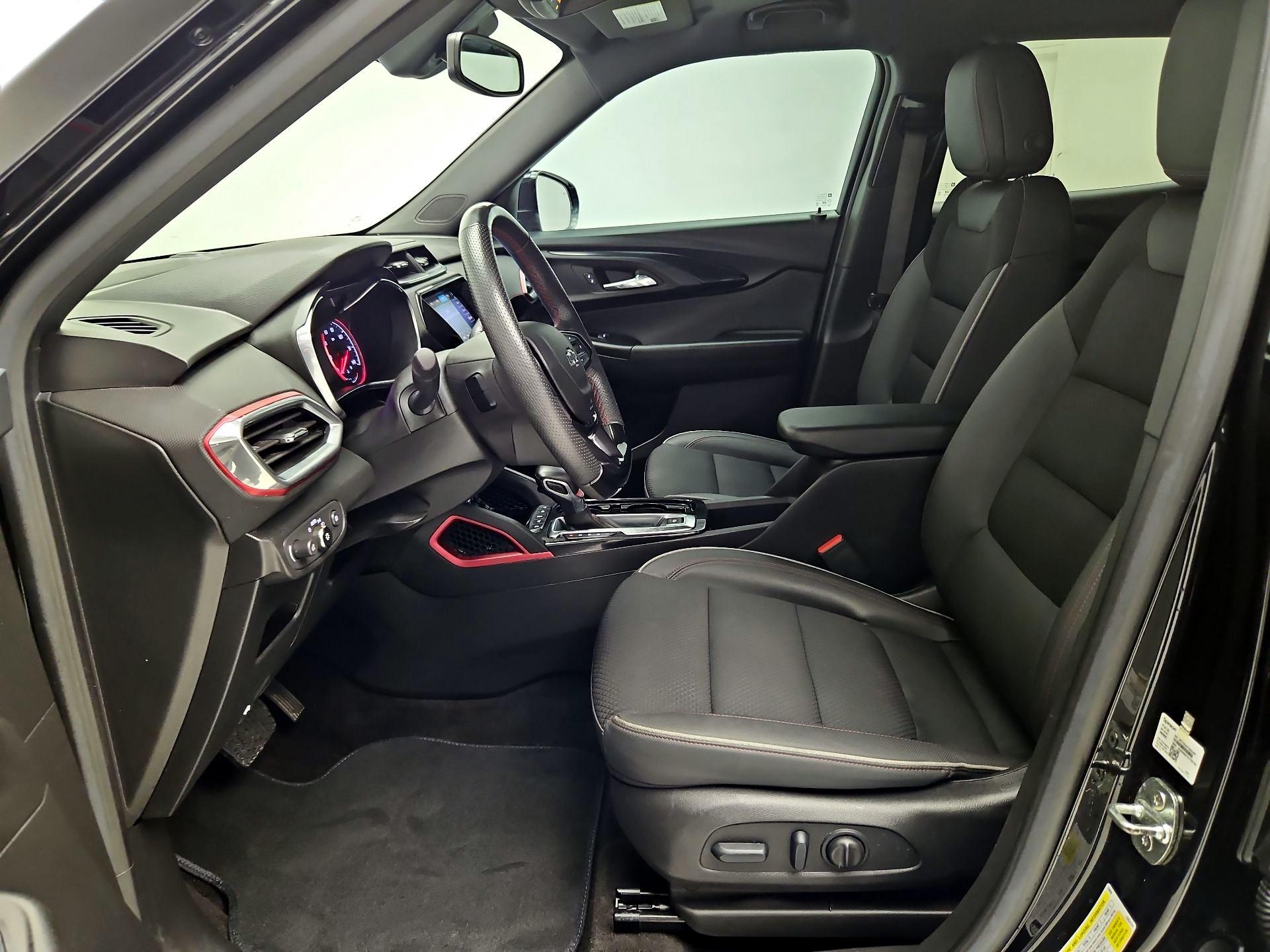 Thumbnail: 2023 Chevrolet TrailBlazer - 11