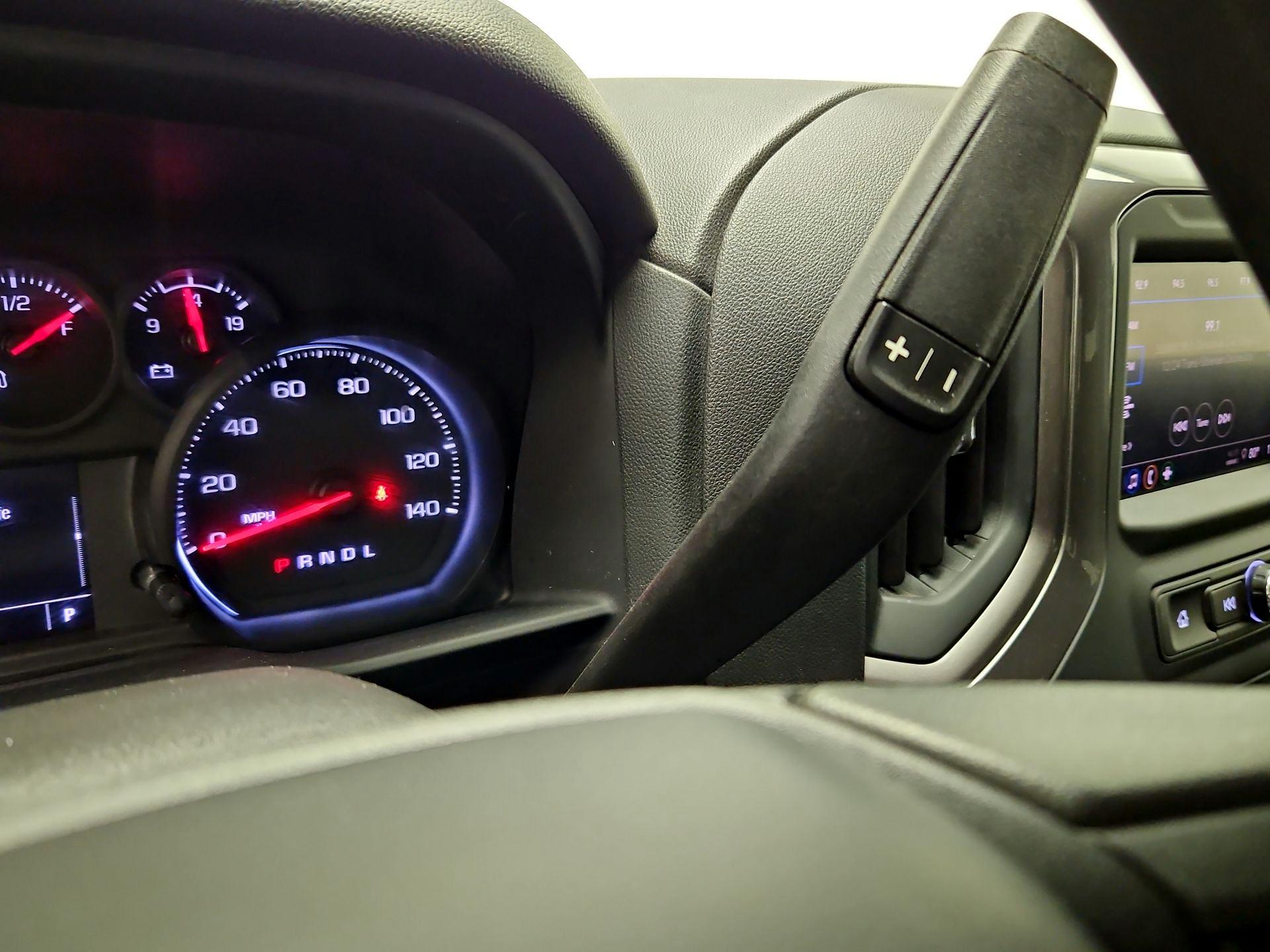 Thumbnail: 2023 Chevrolet Silverado 1500 - 17