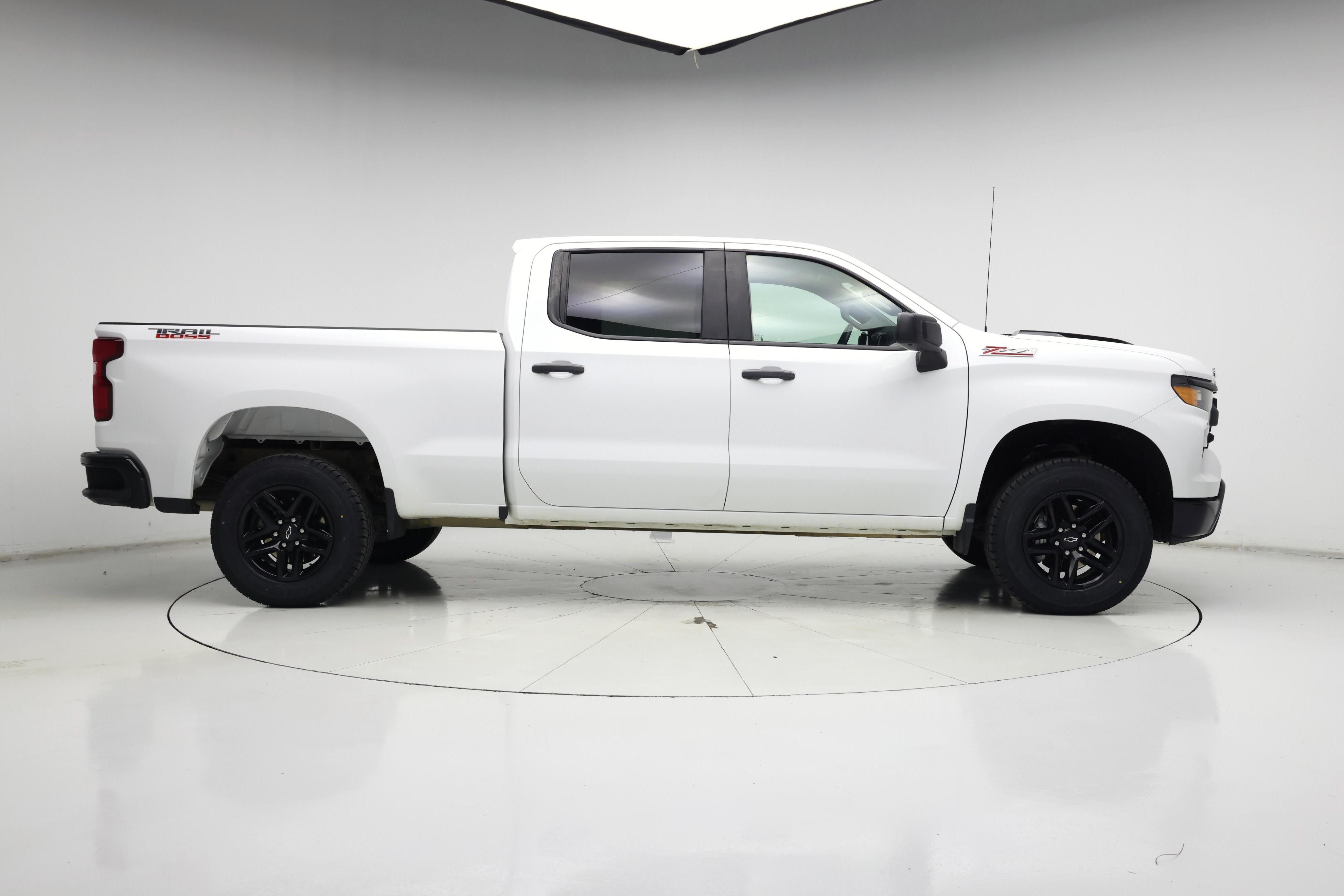 Thumbnail: 2023 Chevrolet Silverado 1500 - 7