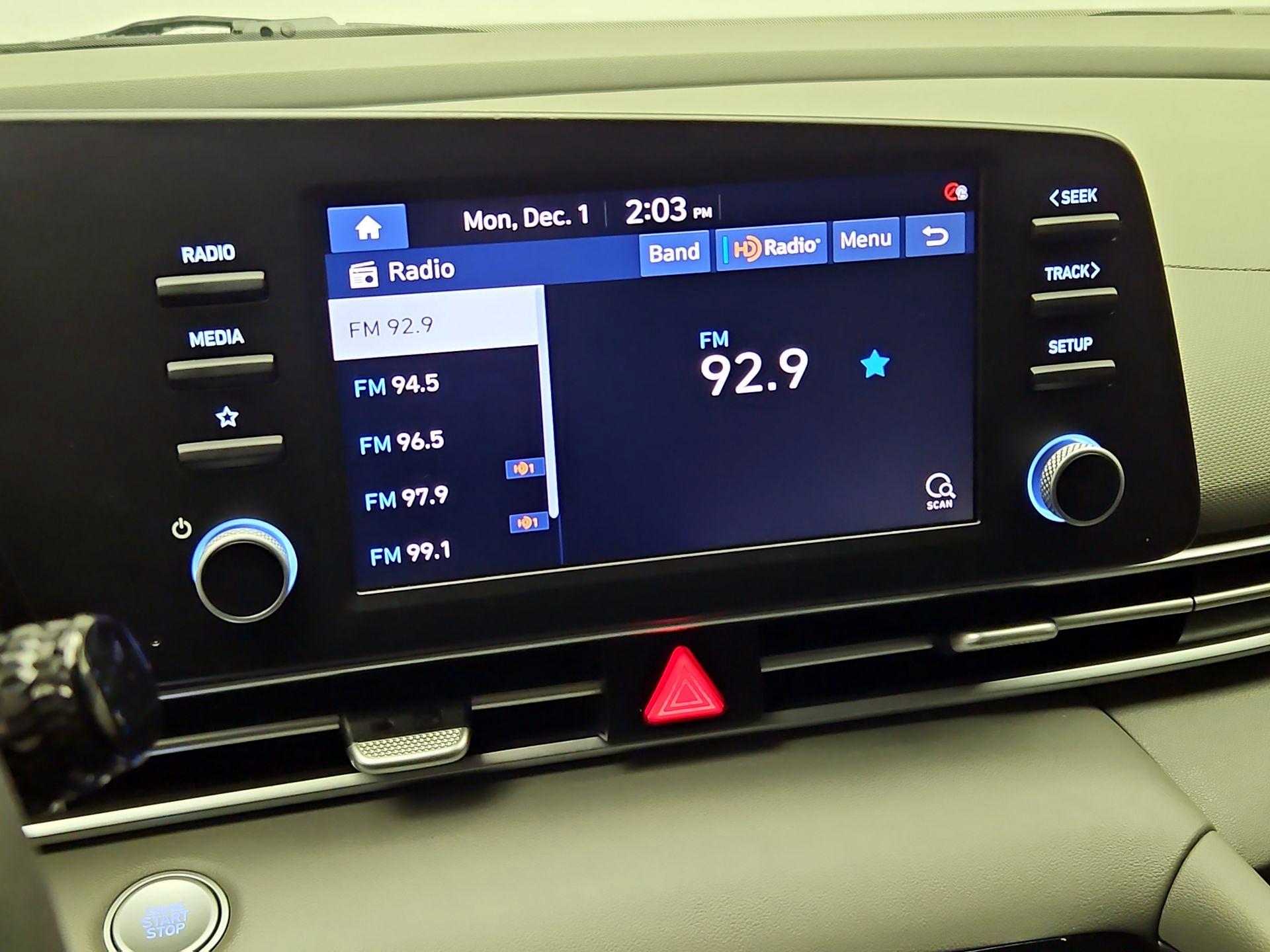 Thumbnail: 2023 Hyundai Elantra - 15